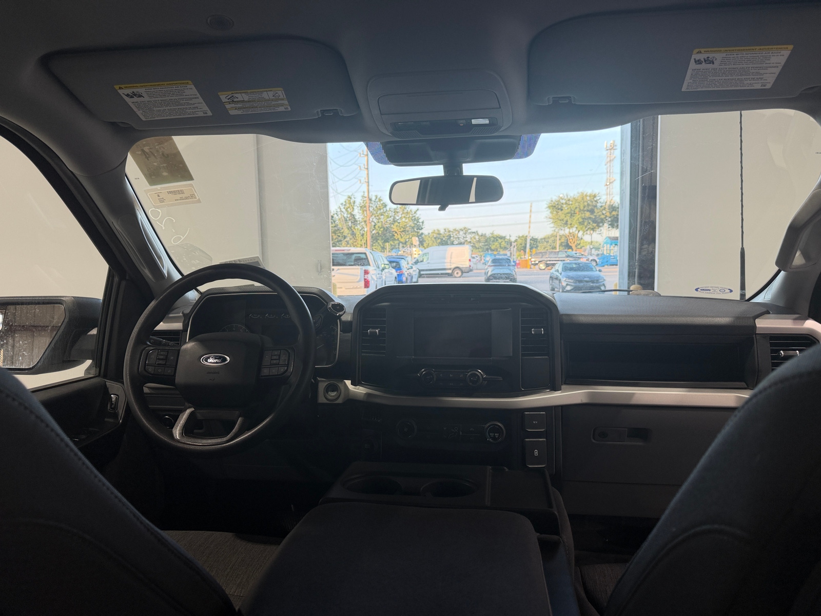 Thumbnail: 2022 Ford Econoline - 3