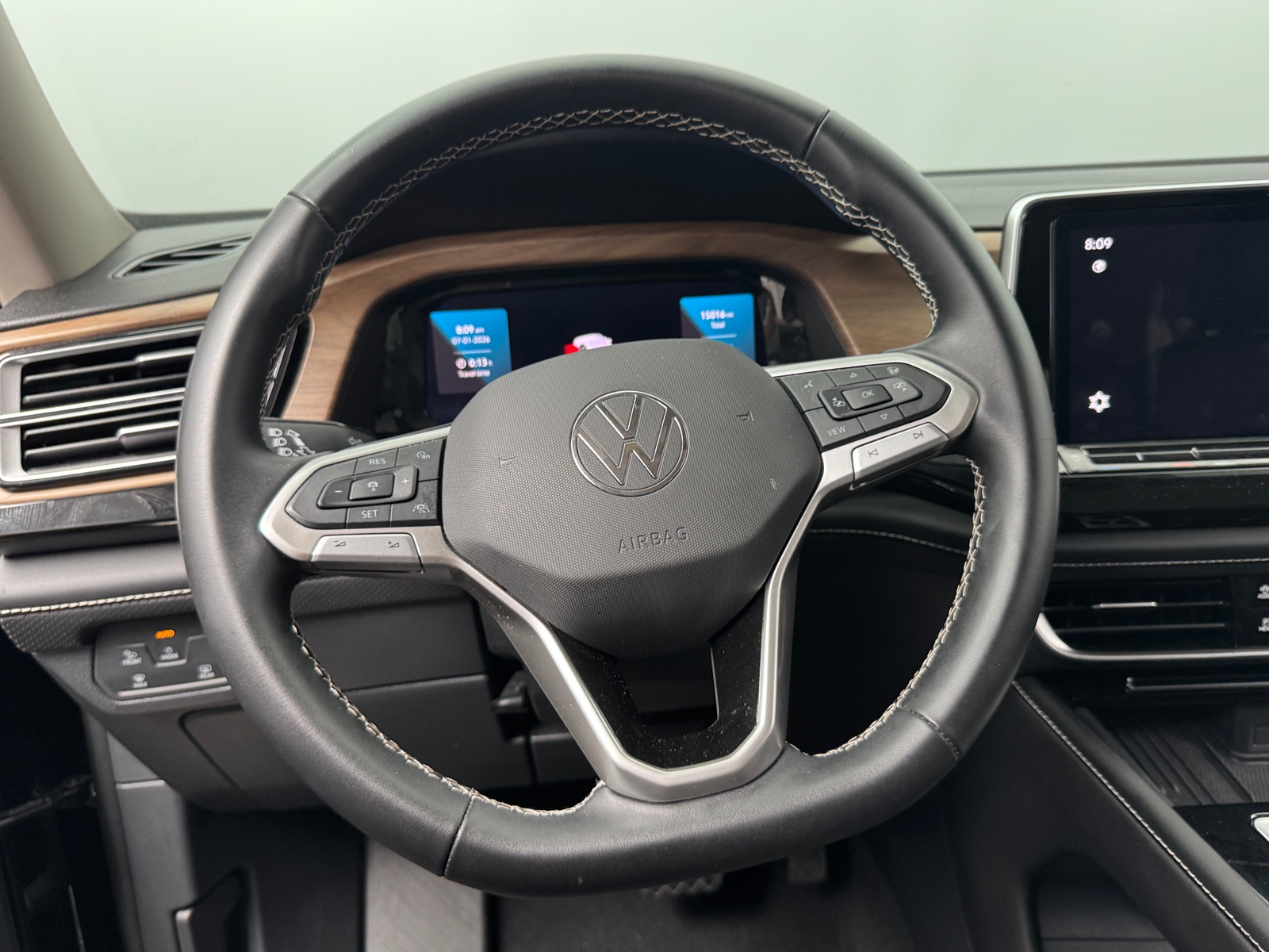 Thumbnail: 2026 Volkswagen Atlas - 4