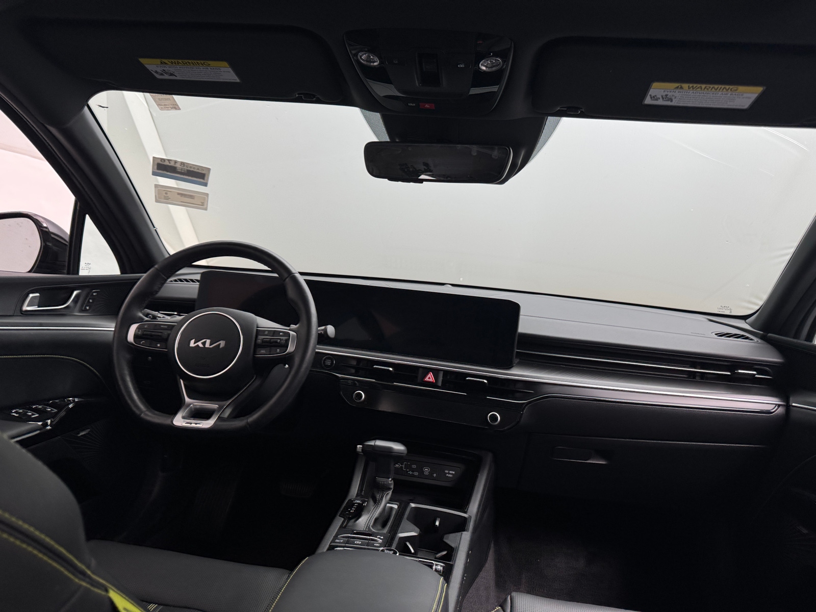 Thumbnail: 2025 Kia K5 - 2