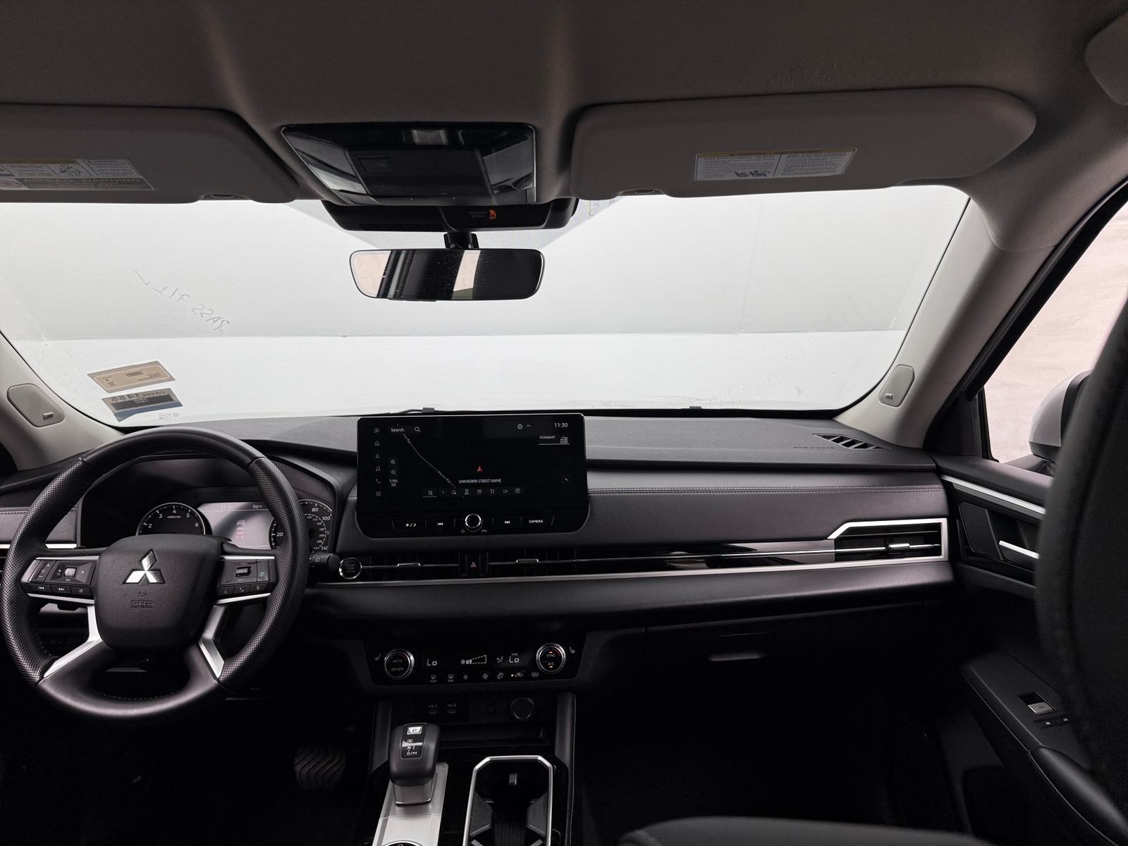 Thumbnail: 2025 Mitsubishi Outlander - 2