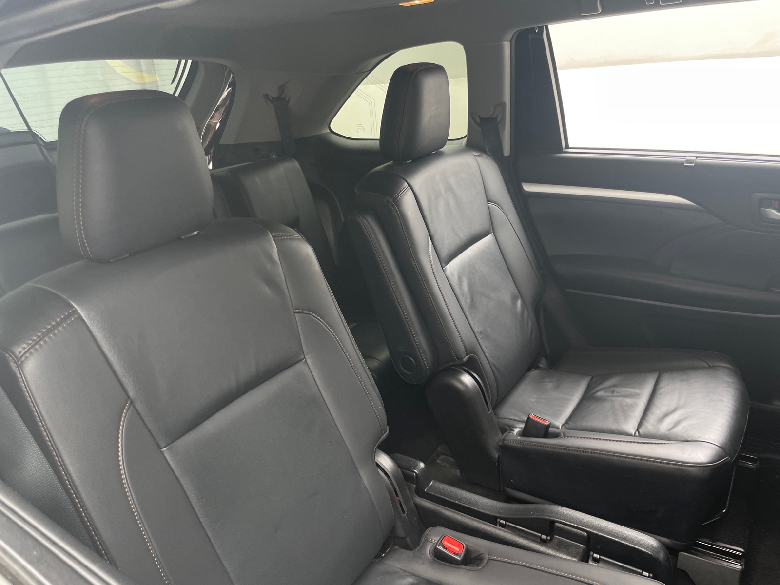 Thumbnail: 2019 Toyota Highlander - 5