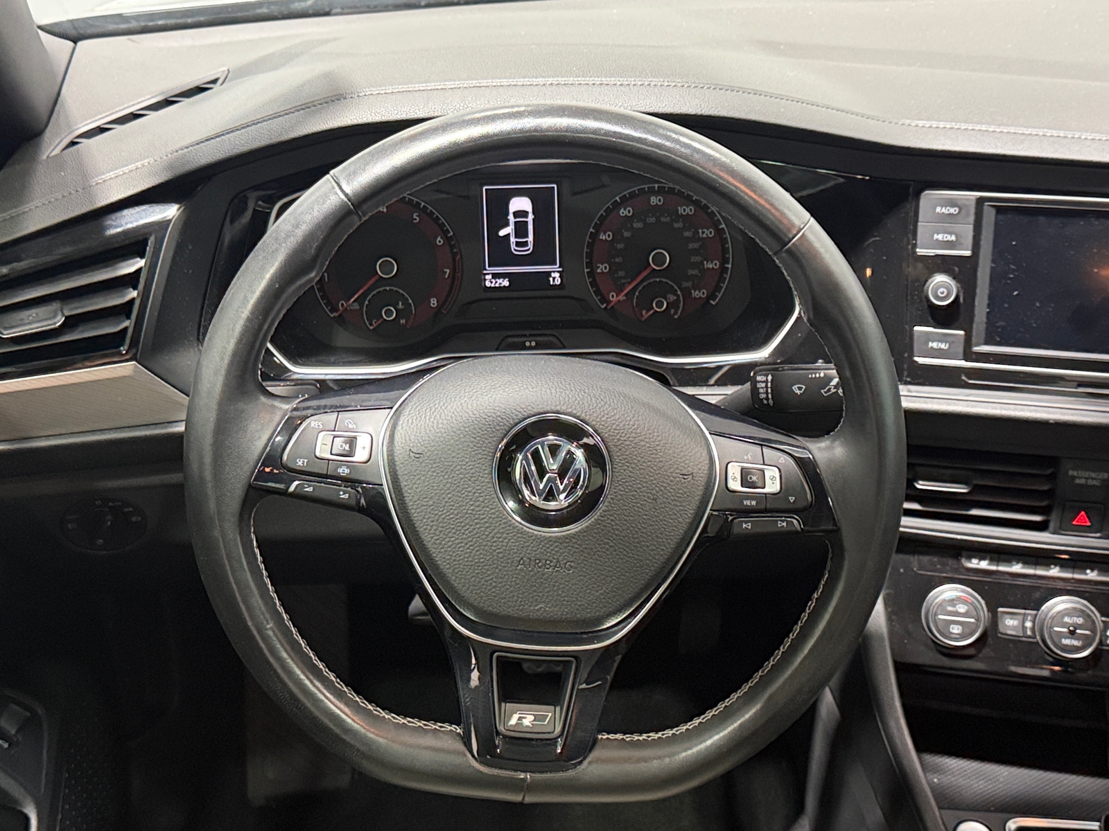 Thumbnail: 2020 Volkswagen Jetta - 4