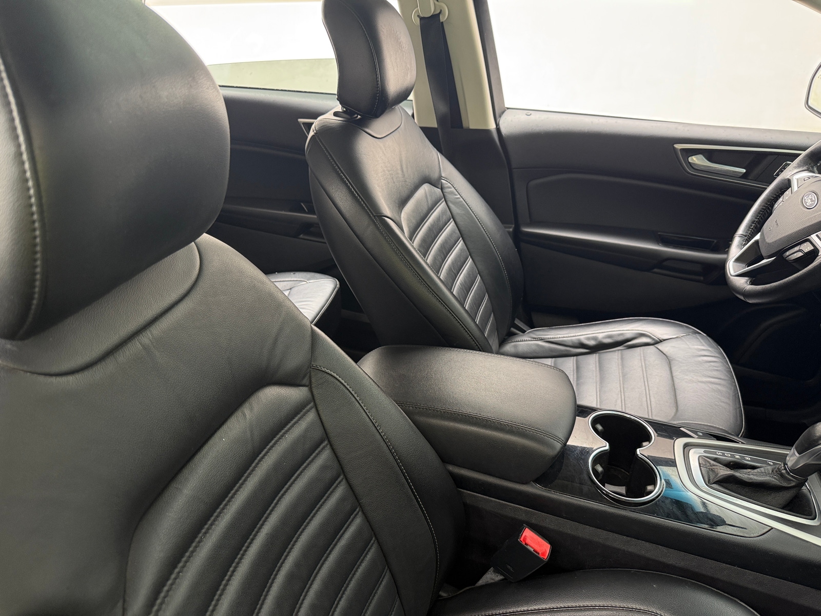 Thumbnail: 2016 Ford Edge - 2