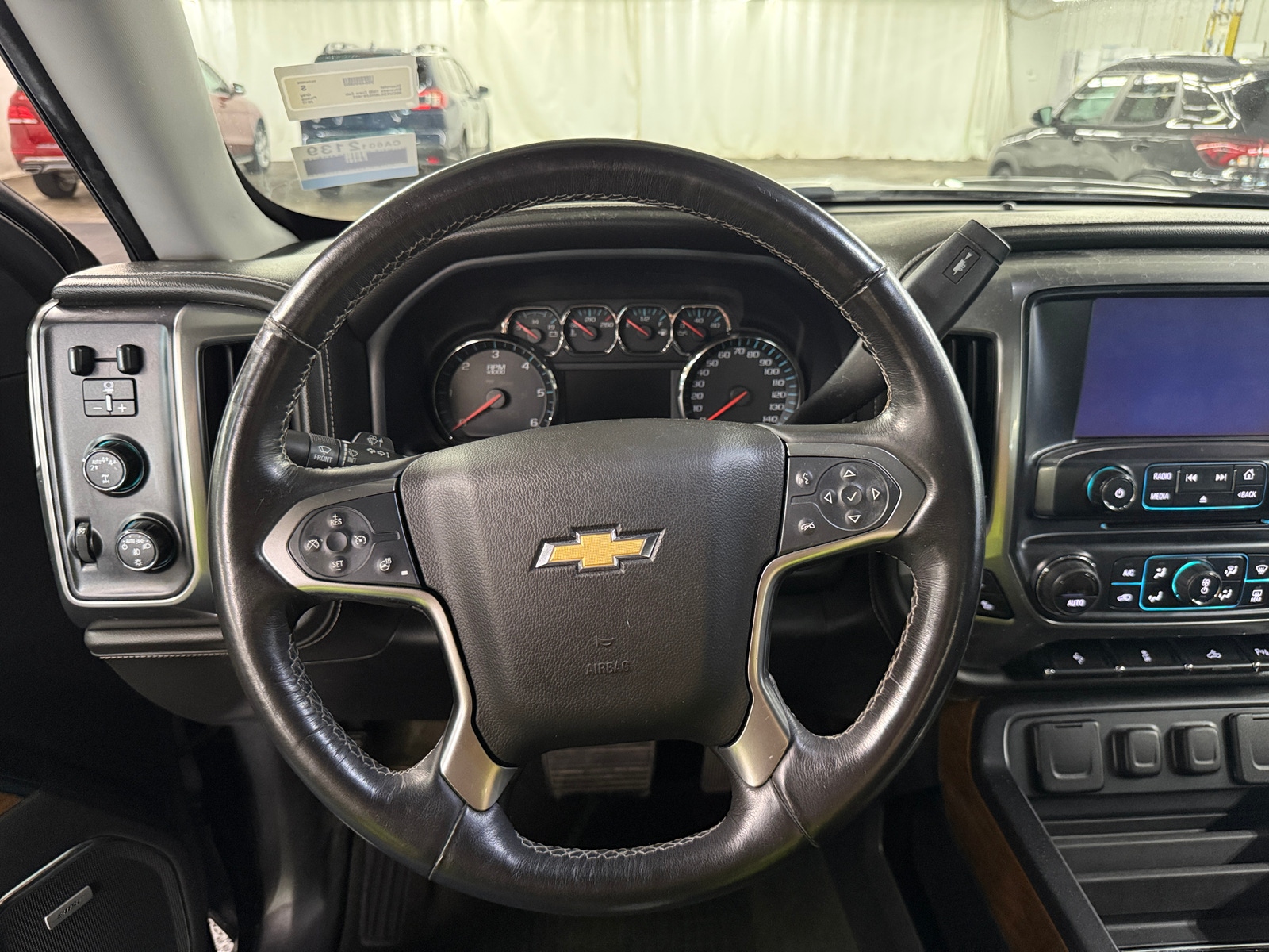 Thumbnail: 2017 Chevrolet Silverado 1500 - 4