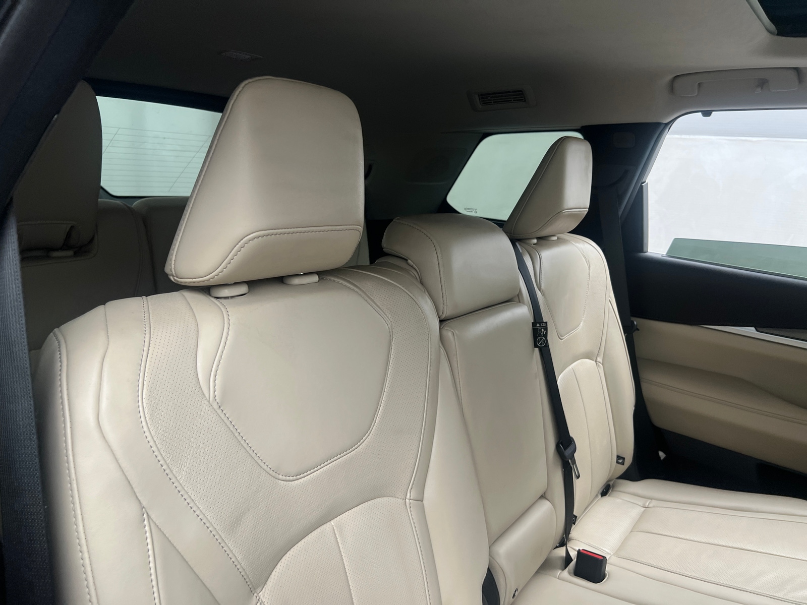 Thumbnail: 2023 INFINITI QX60 - 5