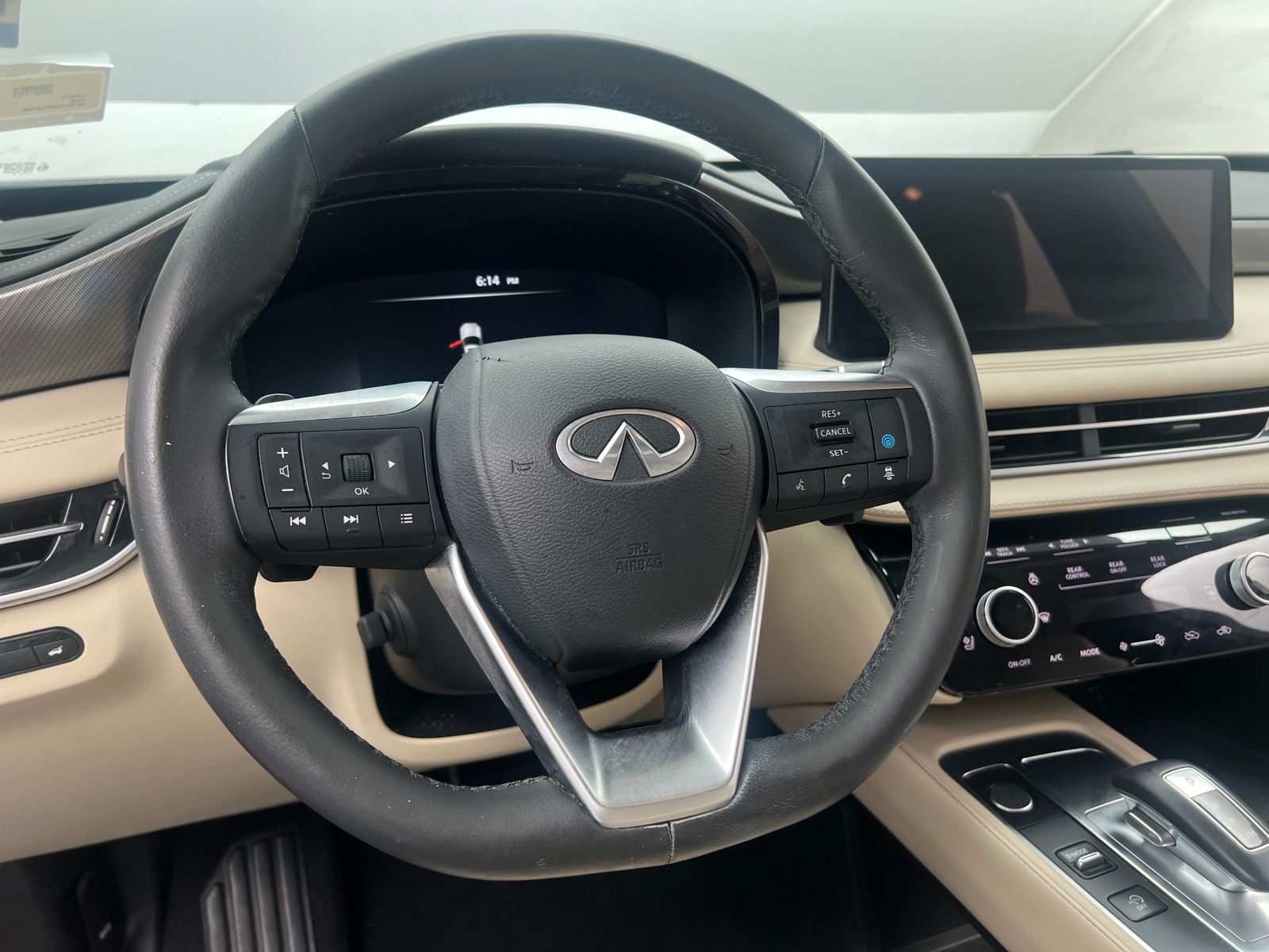 Thumbnail: 2023 INFINITI QX60 - 4