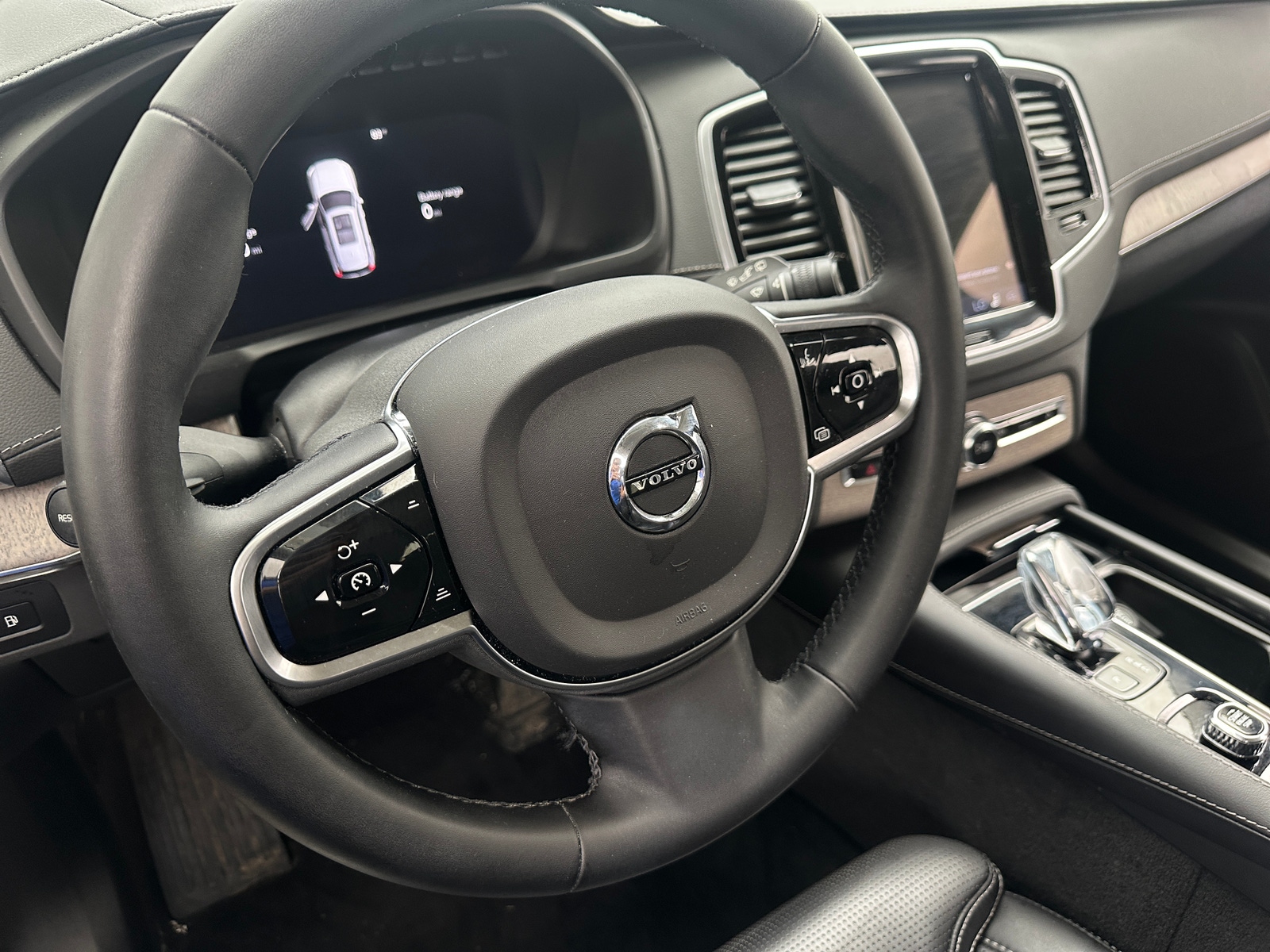 Thumbnail: 2024 Volvo XC90 - 4