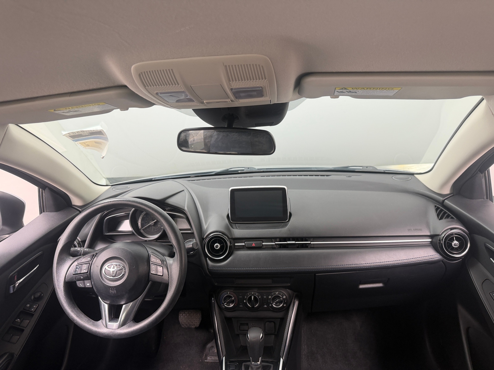 Thumbnail: 2018 Toyota Yaris iA - 3