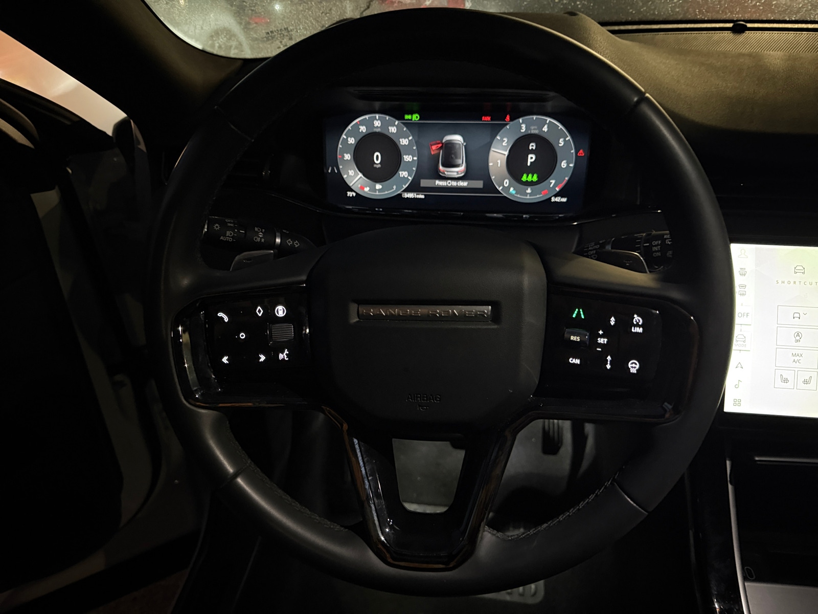 Thumbnail: 2024 Land Rover Range Rover Evoque - 4