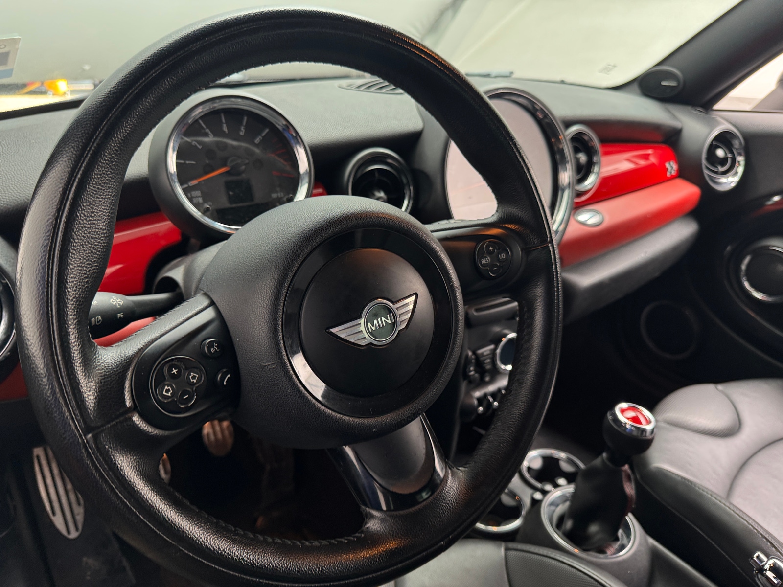Thumbnail: 2012 MINI Cooper Coupe - 4