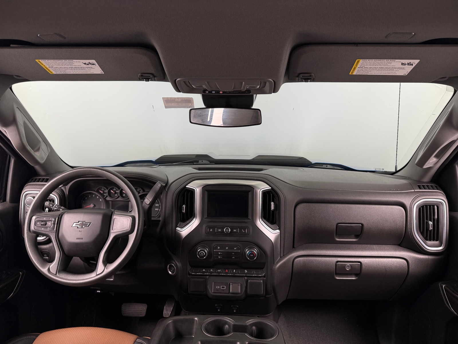 Thumbnail: 2022 Chevrolet Silverado 1500 - 3