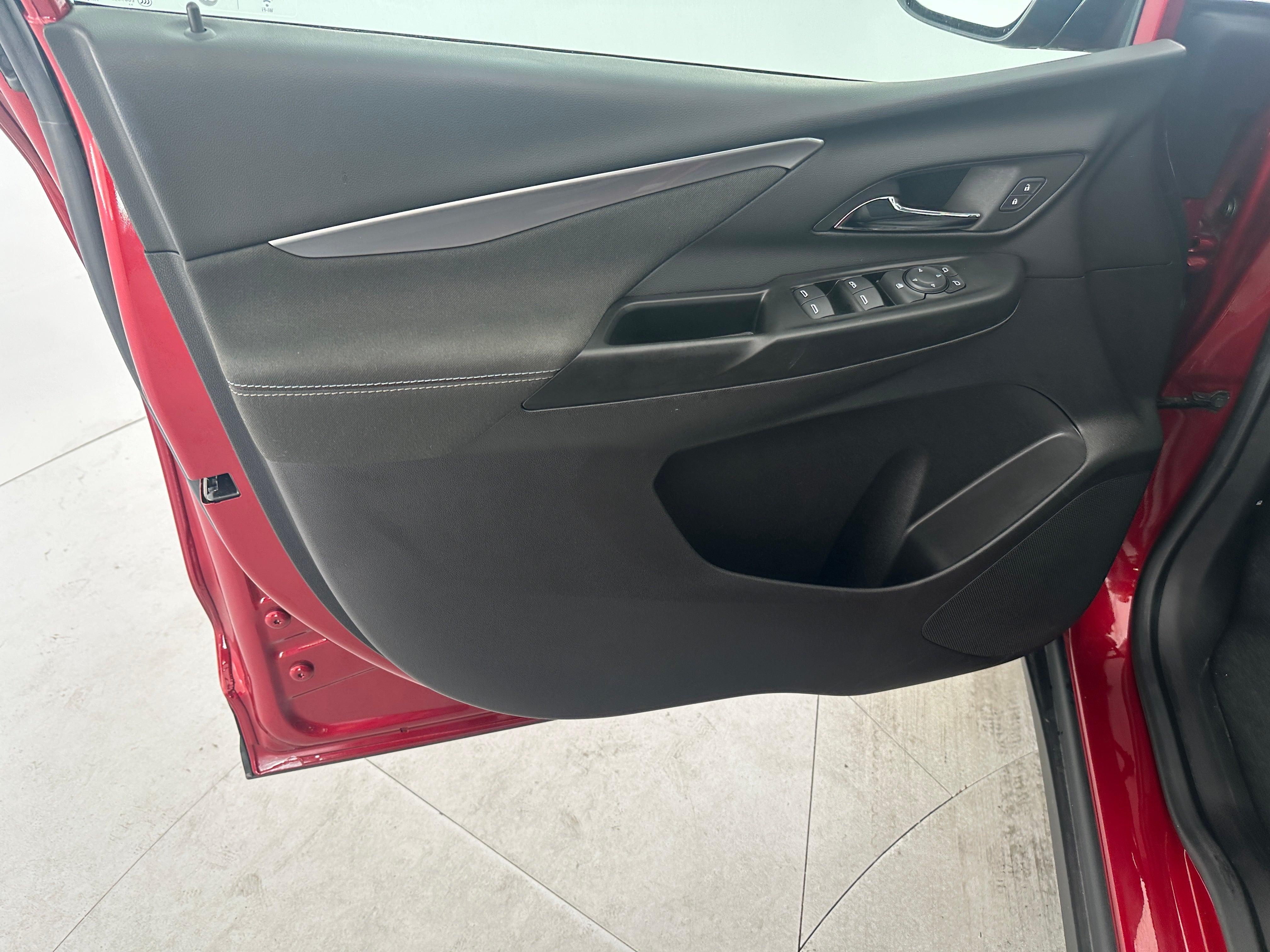 Used 2023 Chevrolet Bolt EV LT with VIN 1G1FW6S00P4156026 for sale in Oak Creek, WI