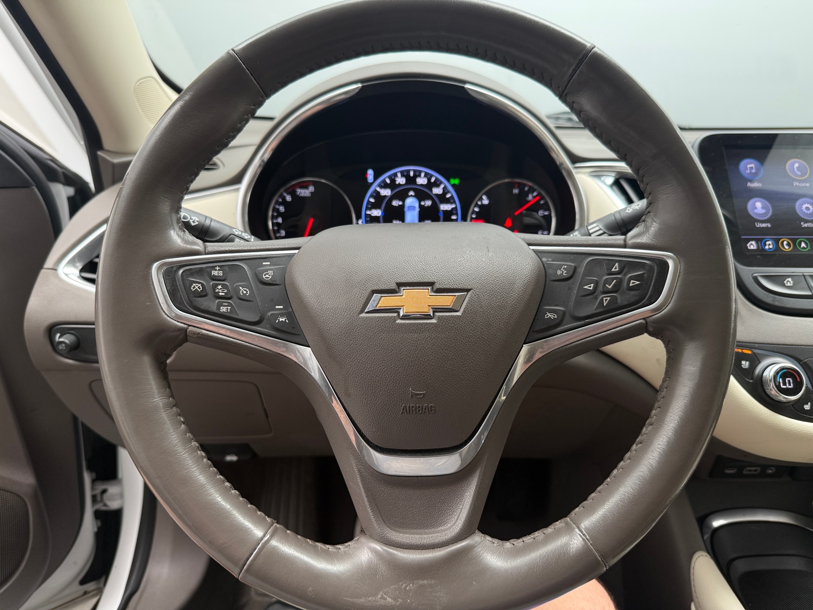 Thumbnail: 2020 Chevrolet Malibu - 4