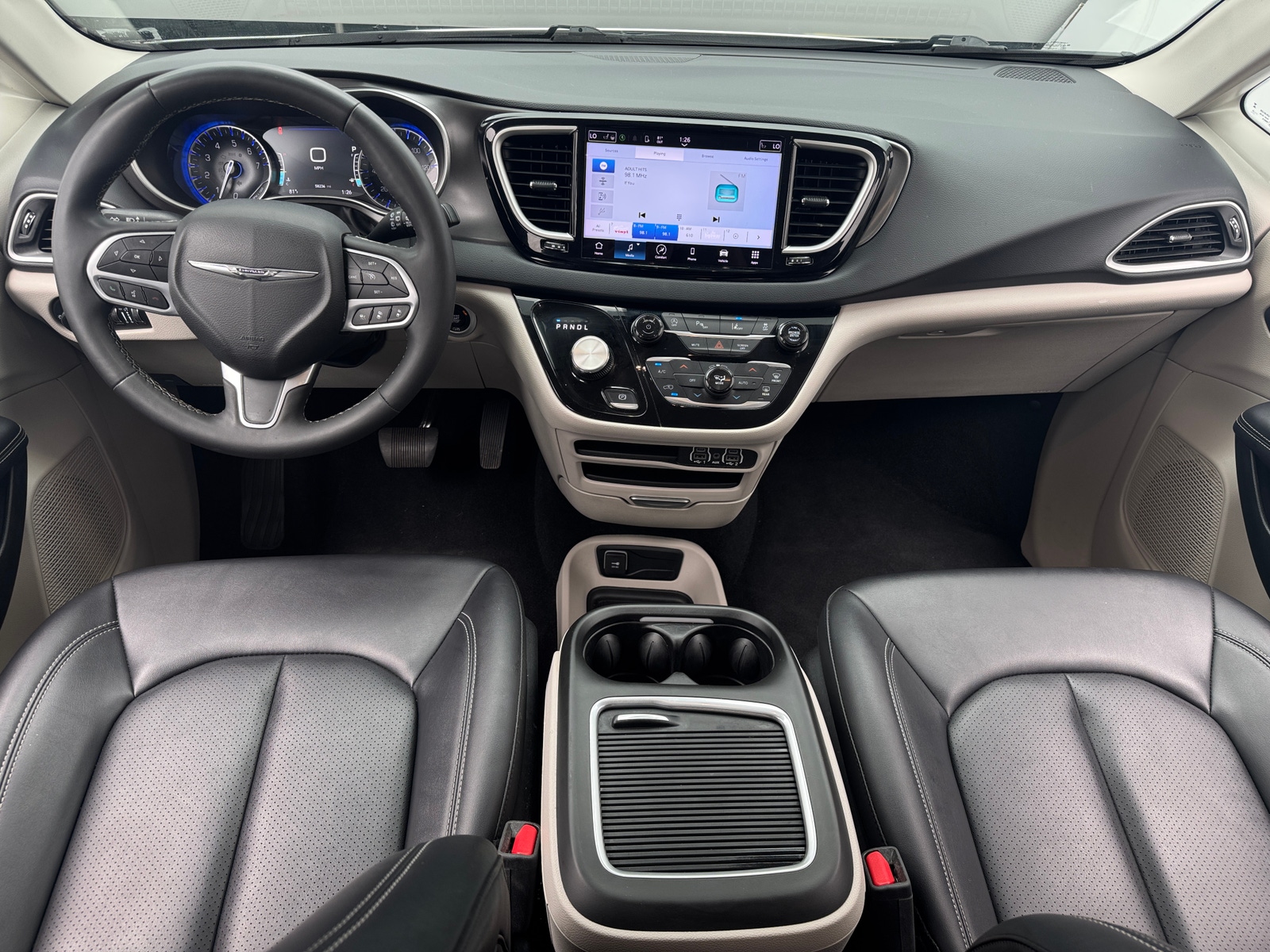Thumbnail: 2024 Chrysler Pacifica - 2