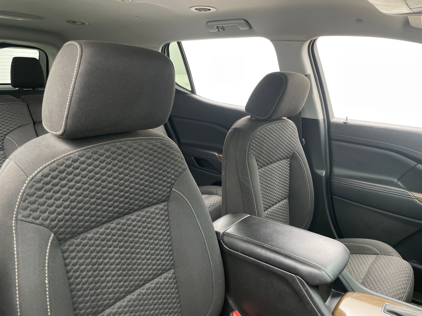 Thumbnail: 2019 GMC Acadia - 2