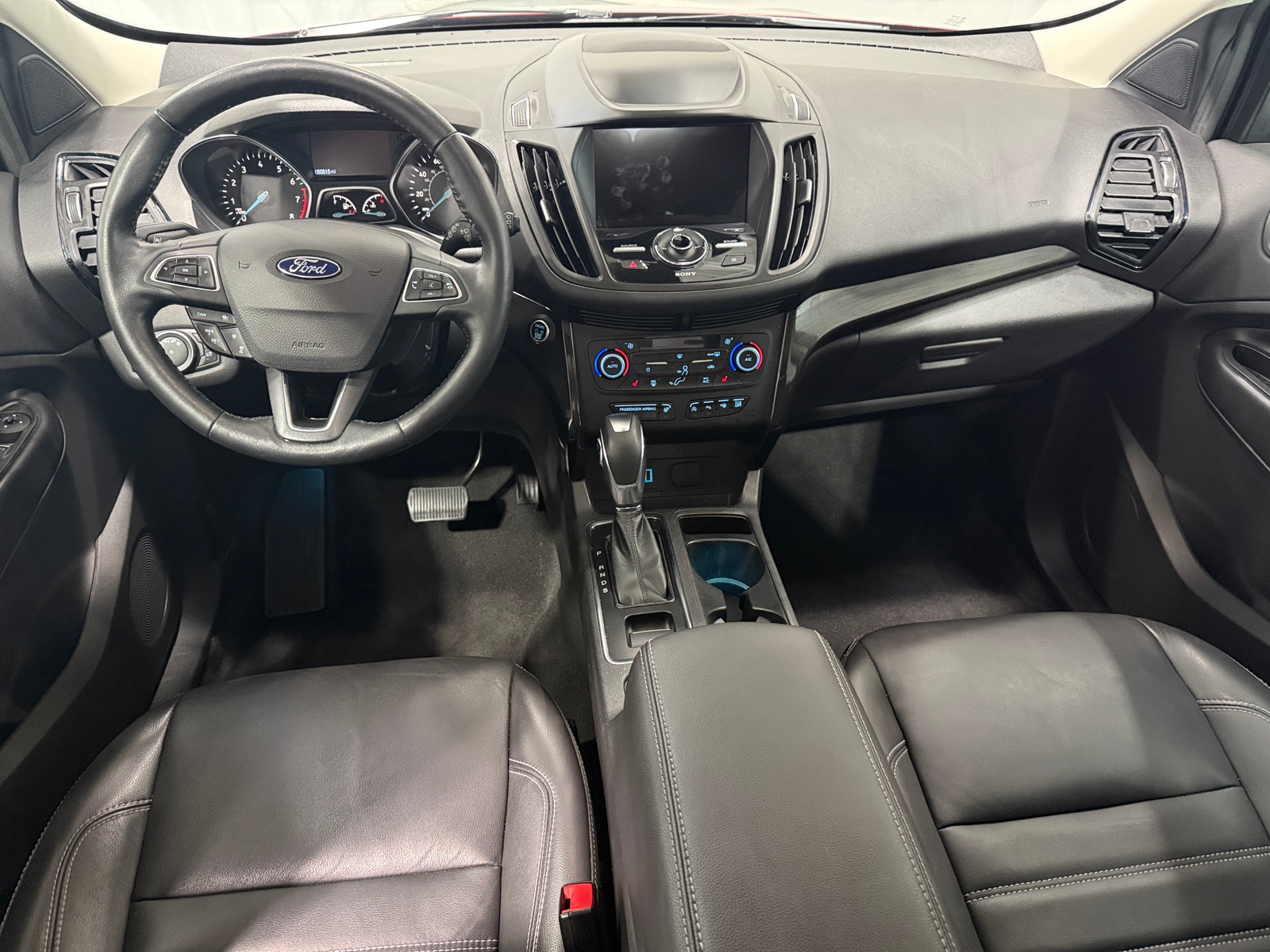 Thumbnail: 2019 Ford Escape - 2