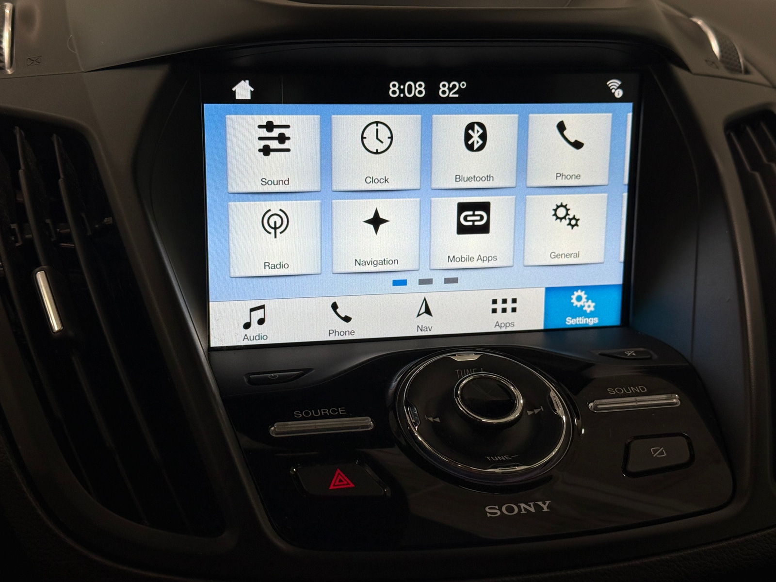 Thumbnail: 2019 Ford Escape - 3