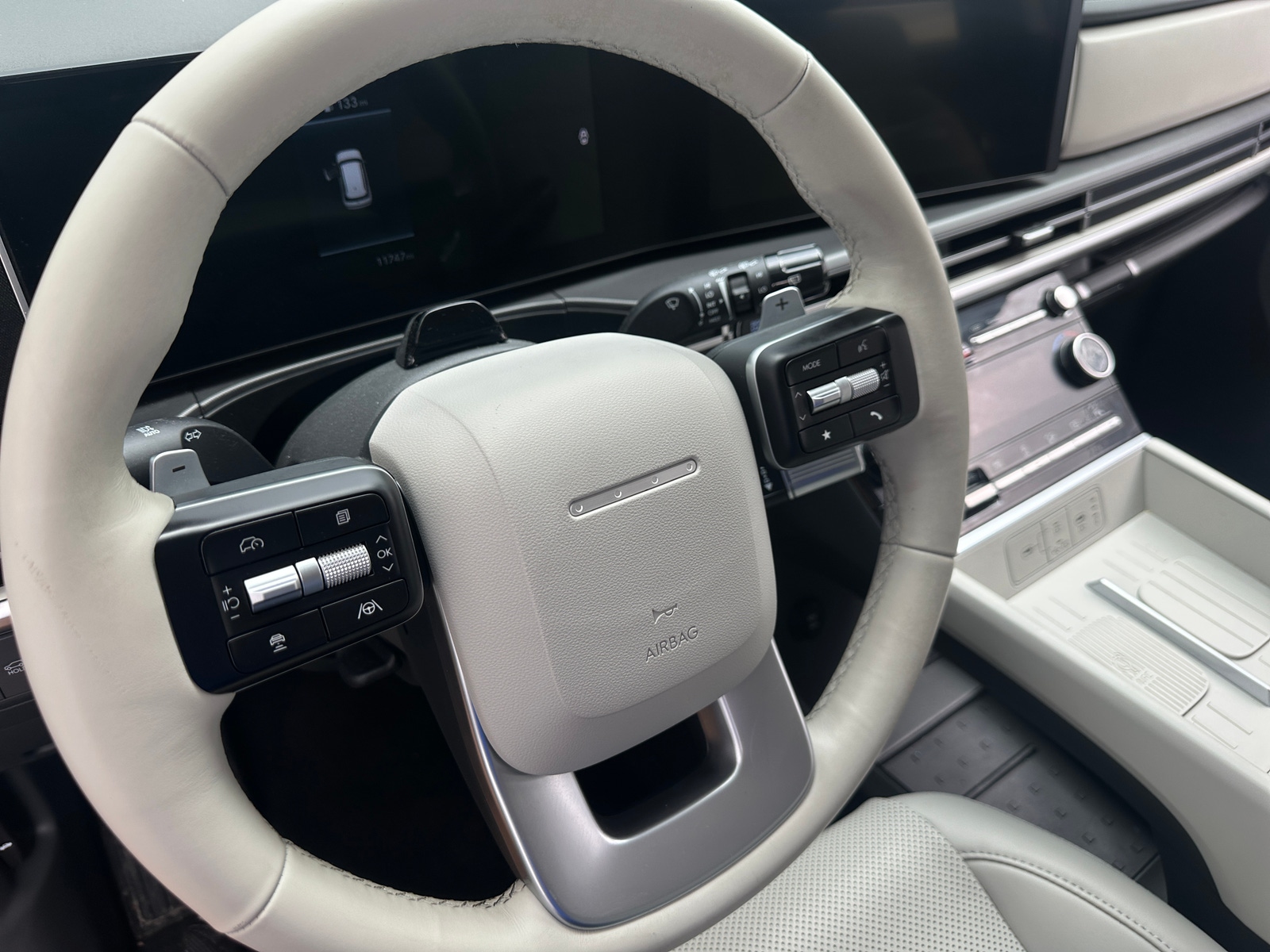 Thumbnail: 2026 Hyundai Santa Fe - 4