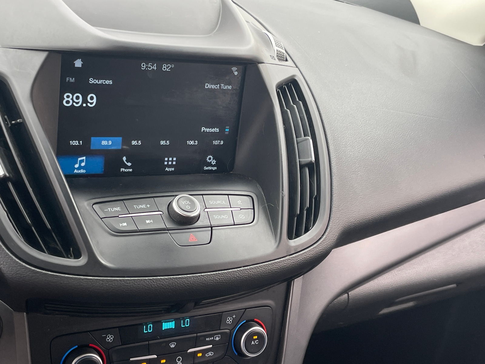 Thumbnail: 2019 Ford Escape - 4