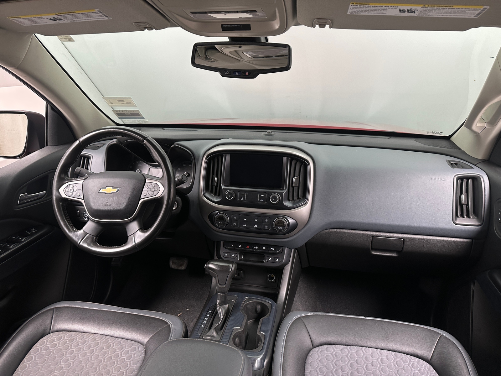 Thumbnail: 2020 Chevrolet Colorado - 3
