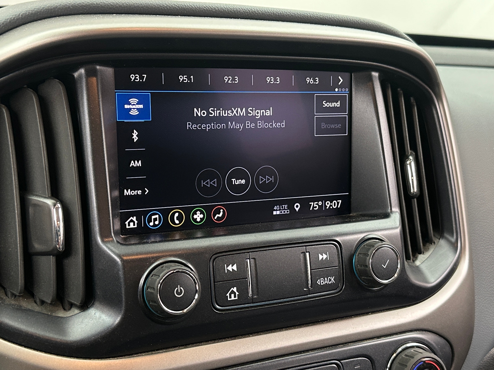 Thumbnail: 2020 Chevrolet Colorado - 4