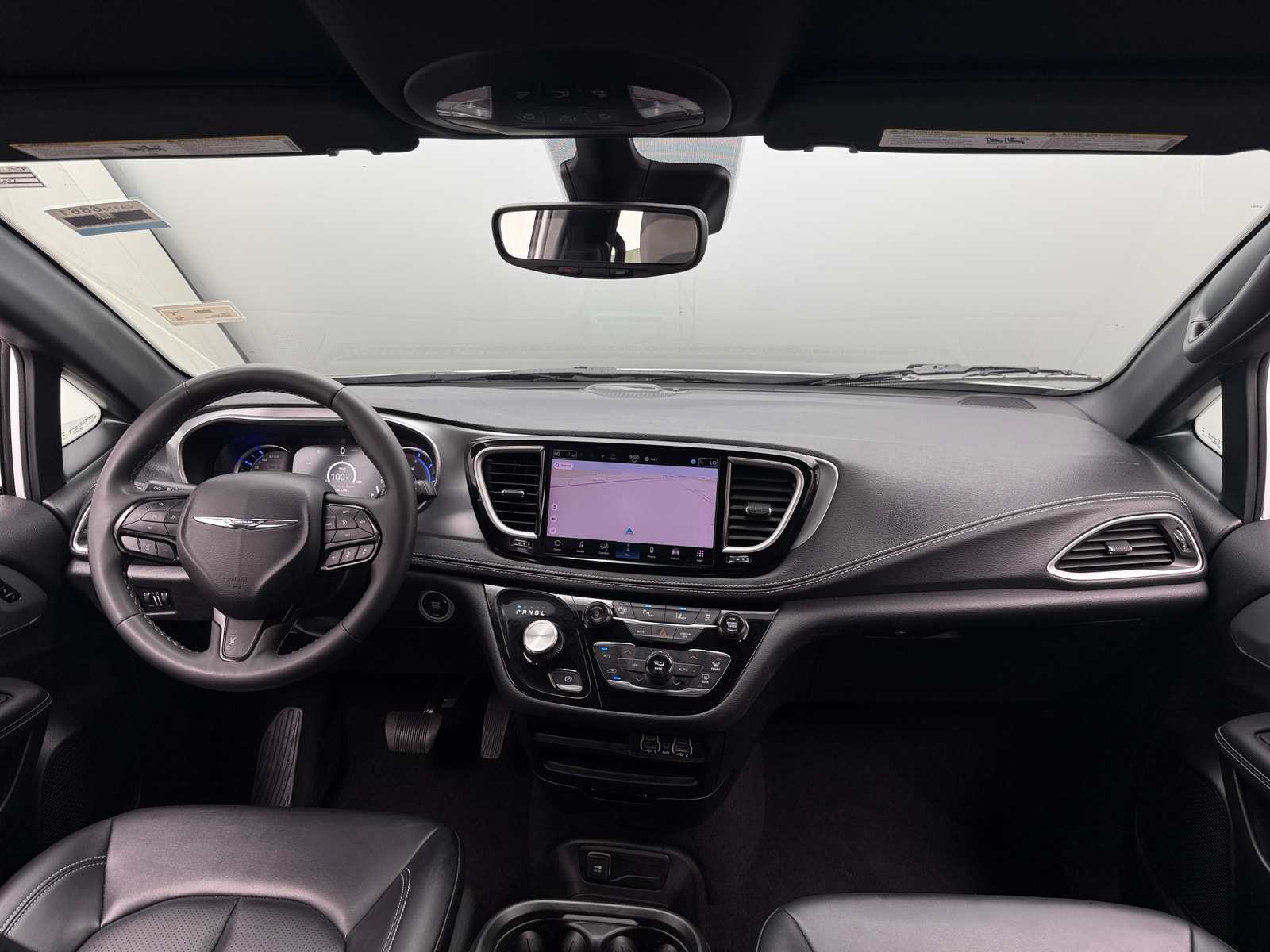 Thumbnail: 2024 Chrysler Pacifica - 2