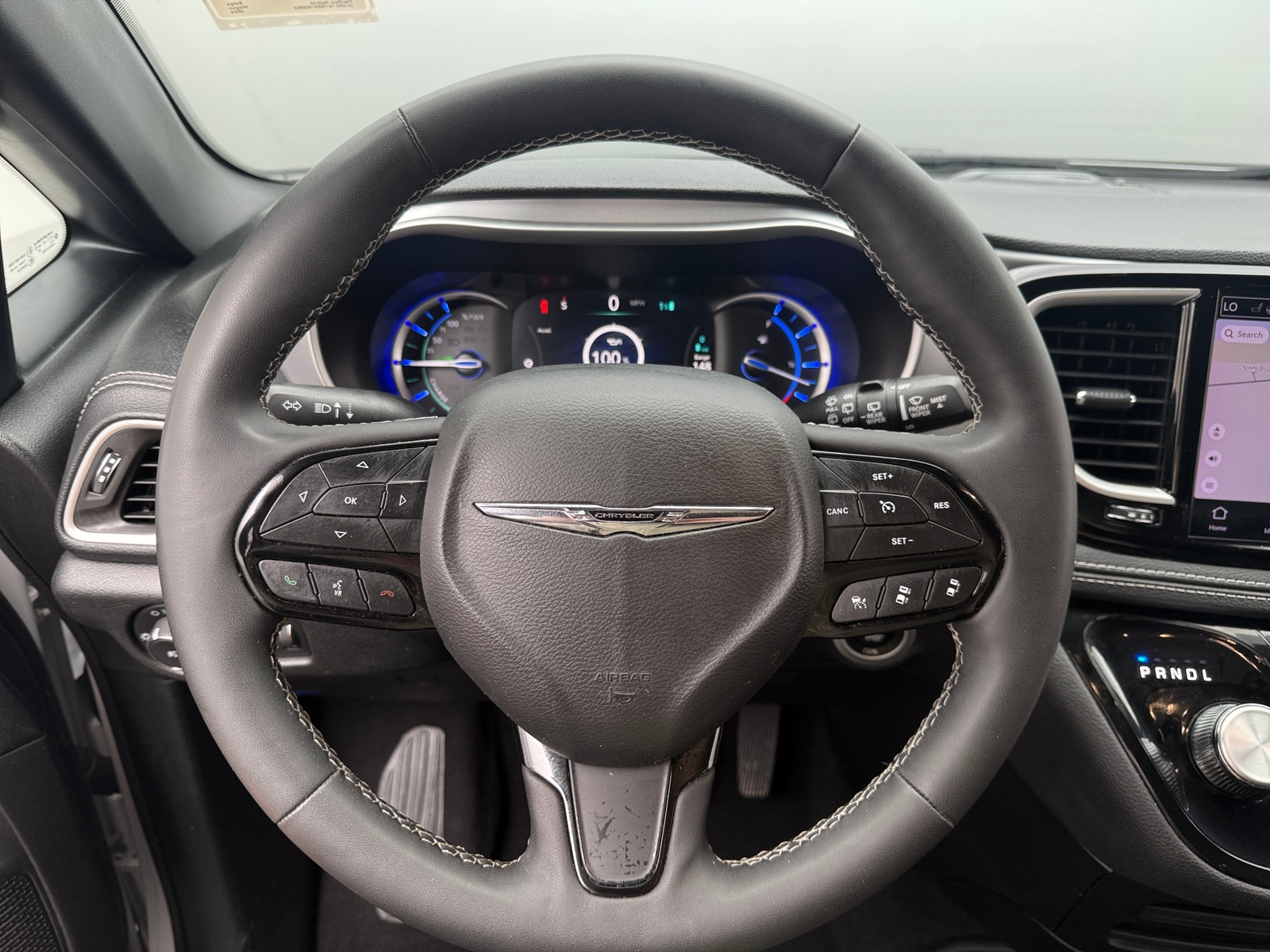 Thumbnail: 2024 Chrysler Pacifica - 4