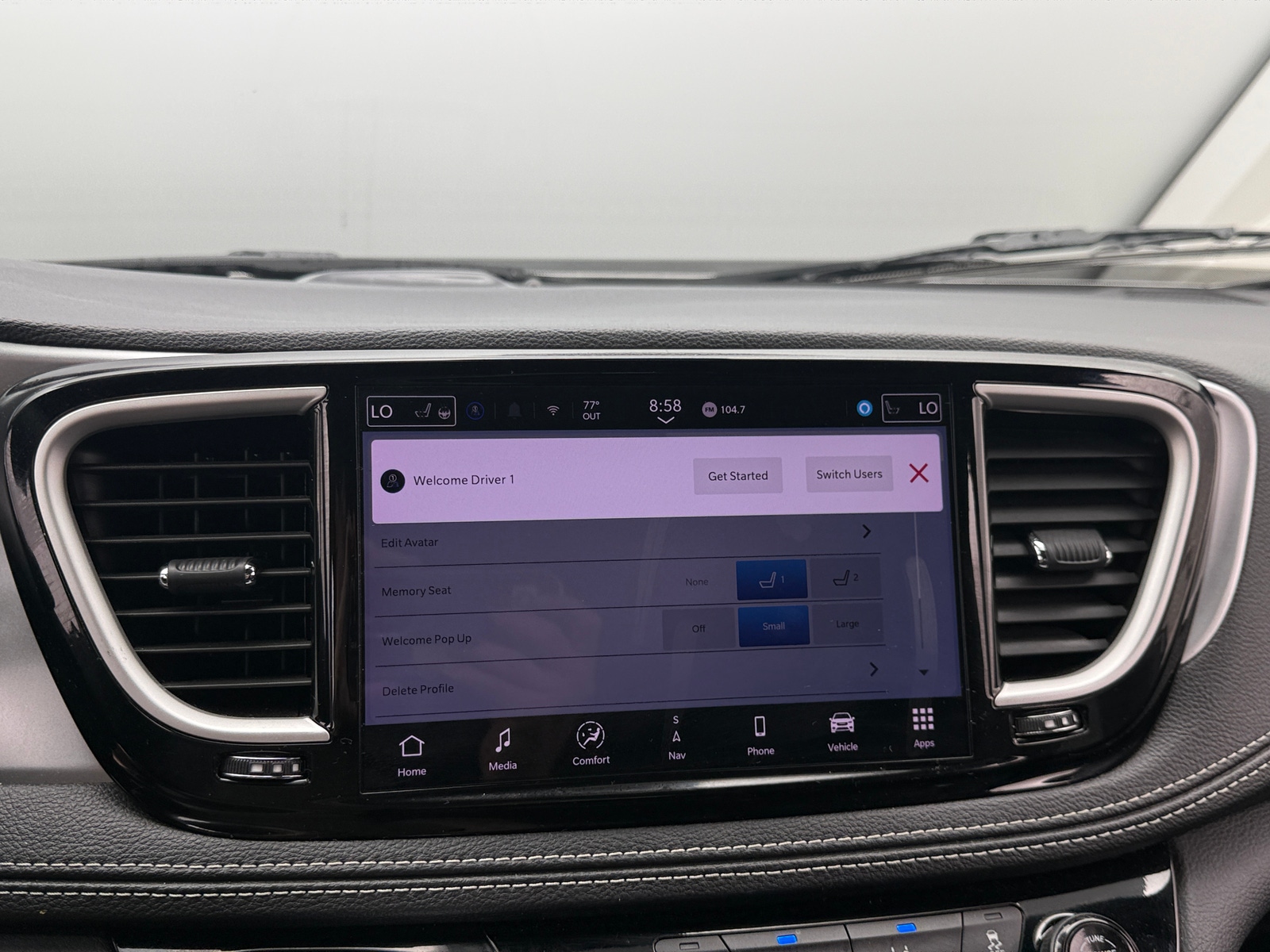 Thumbnail: 2024 Chrysler Pacifica - 3