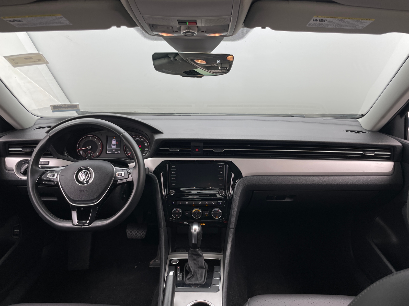 Thumbnail: 2022 Volkswagen Passat - 2