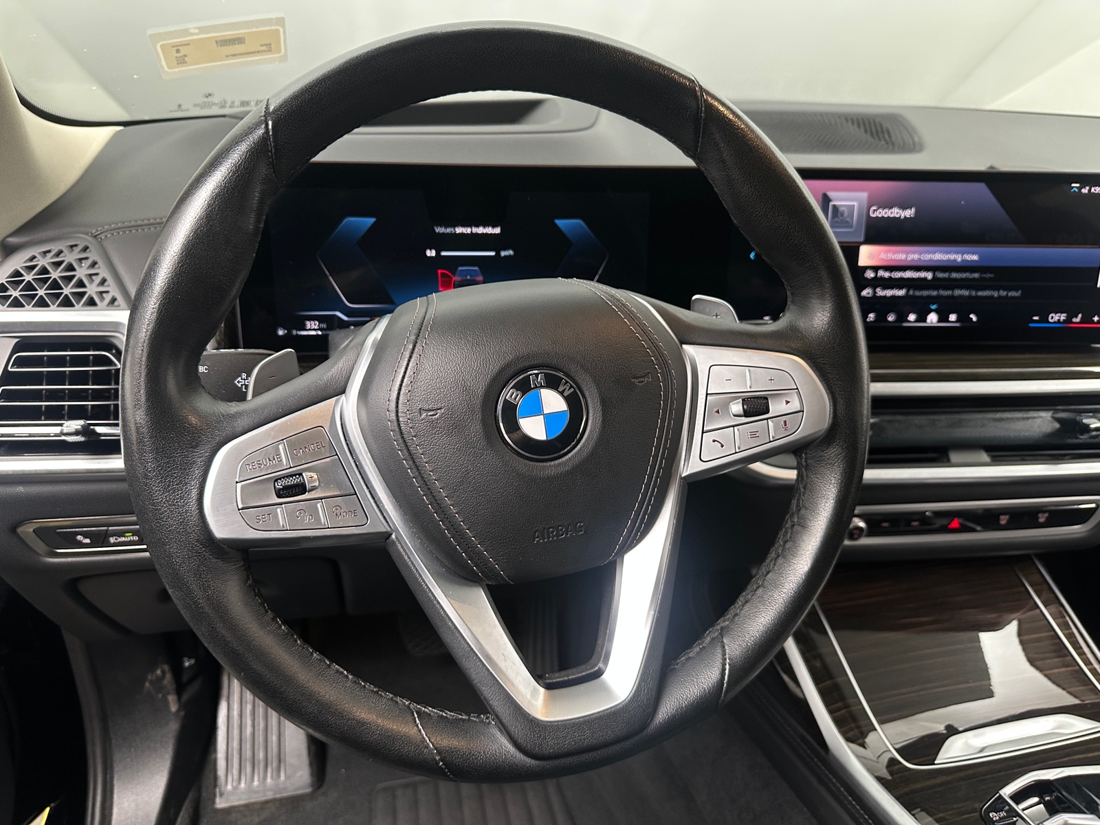 Thumbnail: 2025 BMW X7 - 4