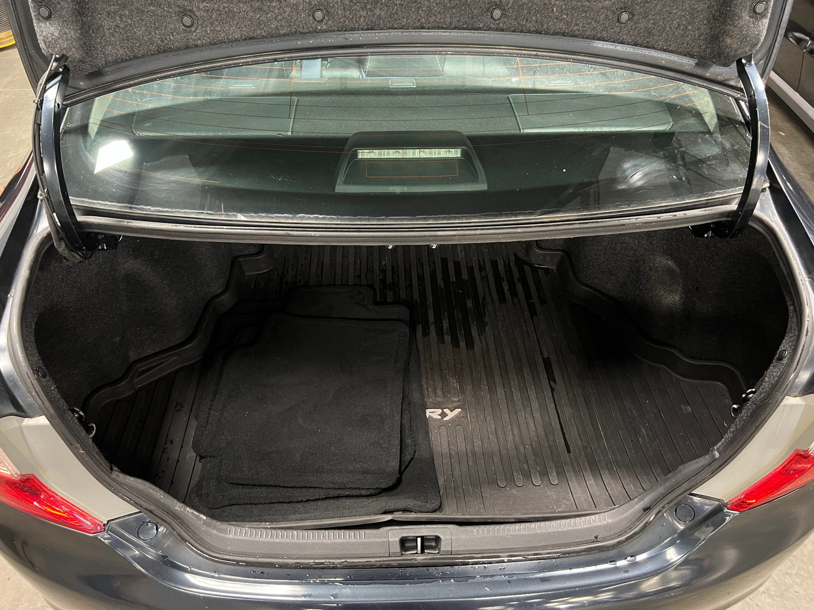 Thumbnail: 2014 Toyota Camry - 7