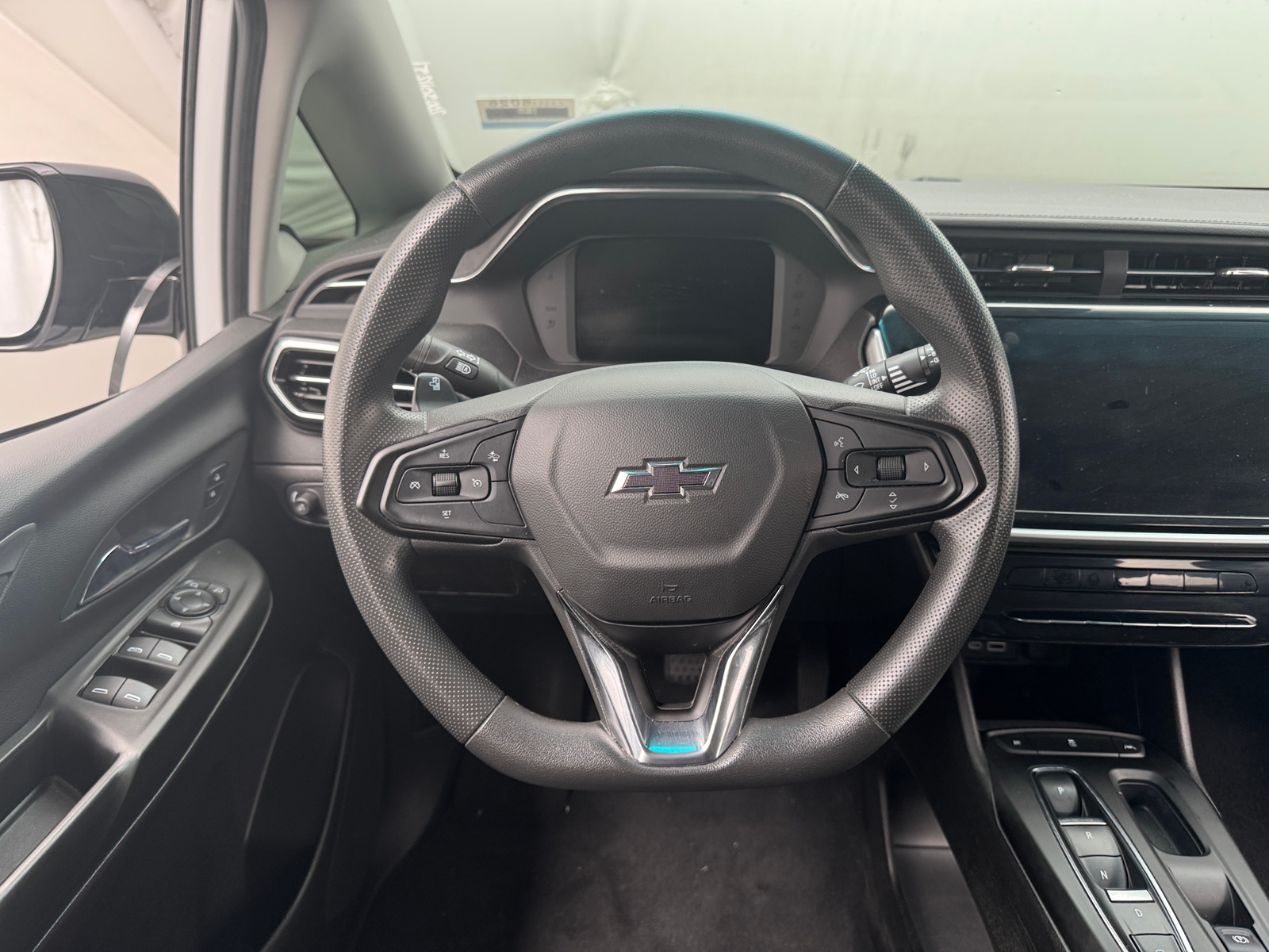 Thumbnail: 2023 Chevrolet Bolt EV - 5