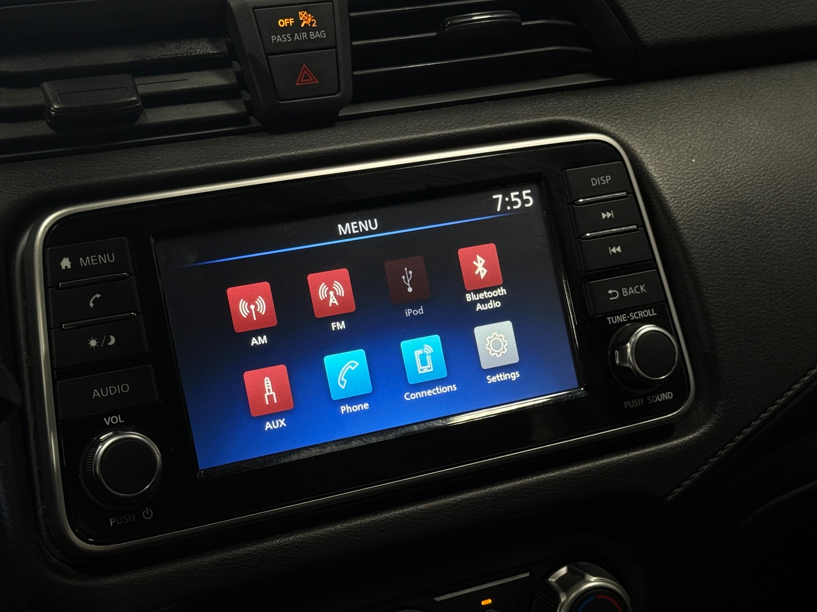 Thumbnail: 2022 Nissan Versa - 4
