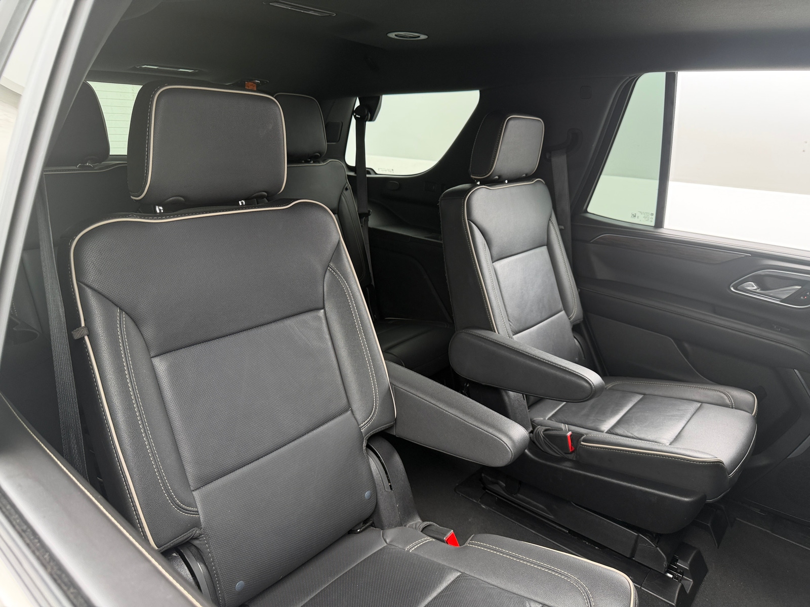 Thumbnail: 2024 Chevrolet Tahoe - 5