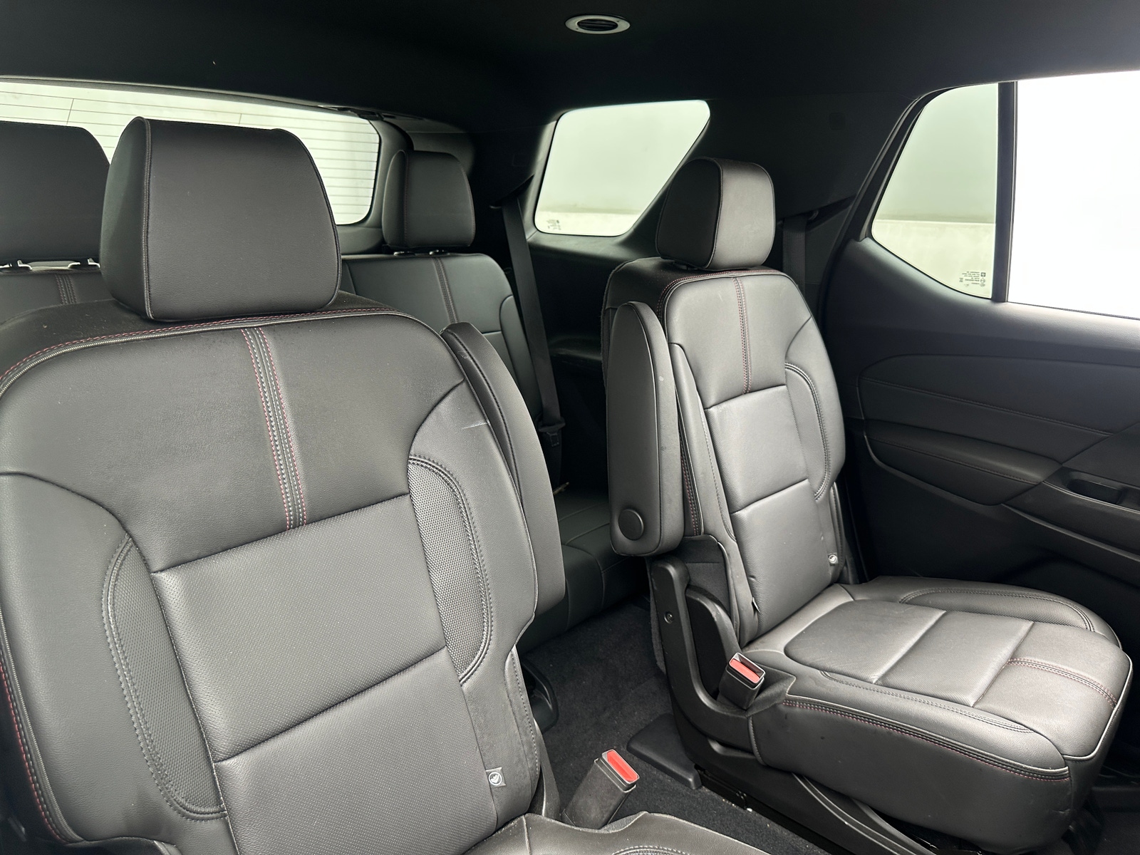 Thumbnail: 2023 Chevrolet Traverse - 5