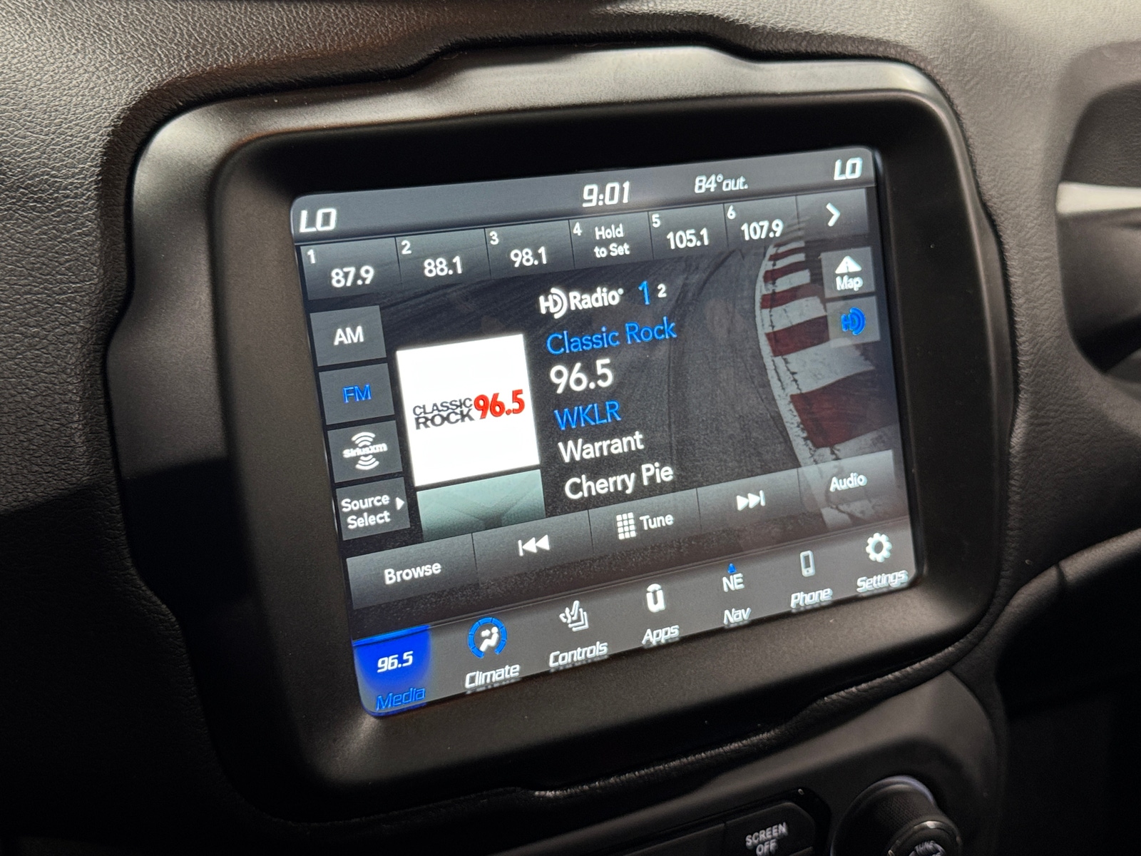 Thumbnail: 2021 Jeep Renegade - 4