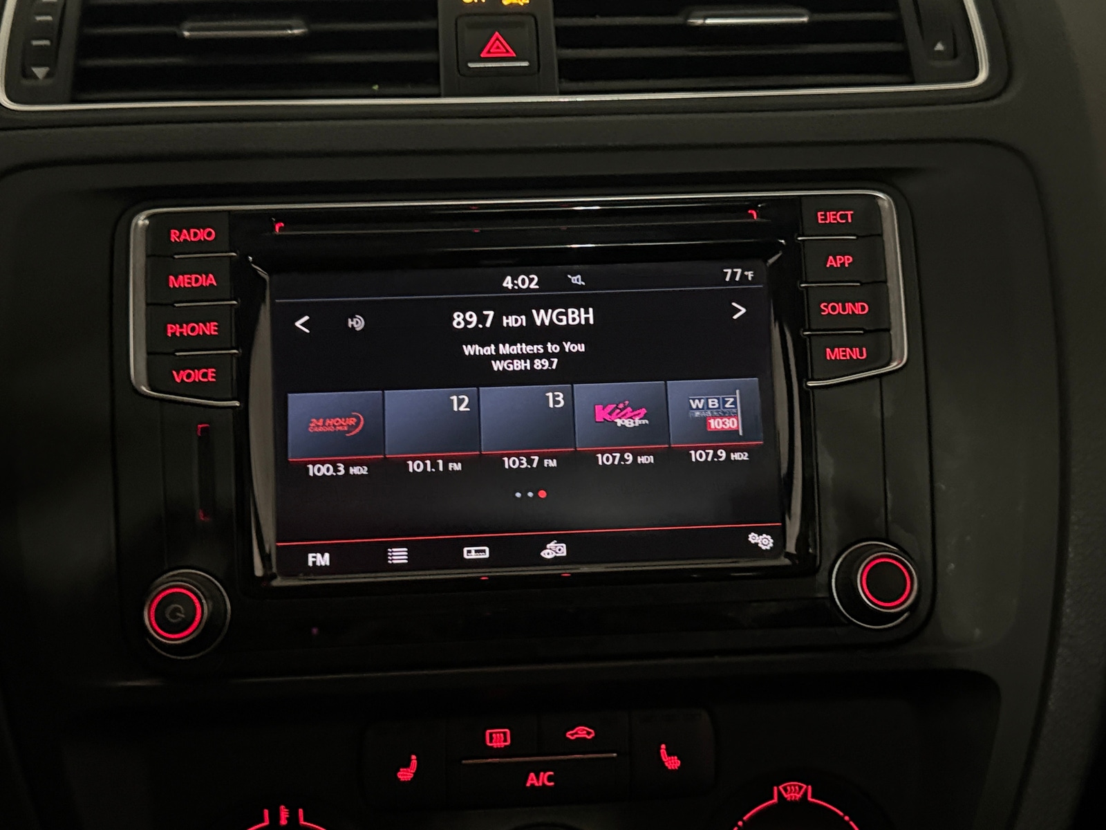 Thumbnail: 2018 Volkswagen Jetta - 3