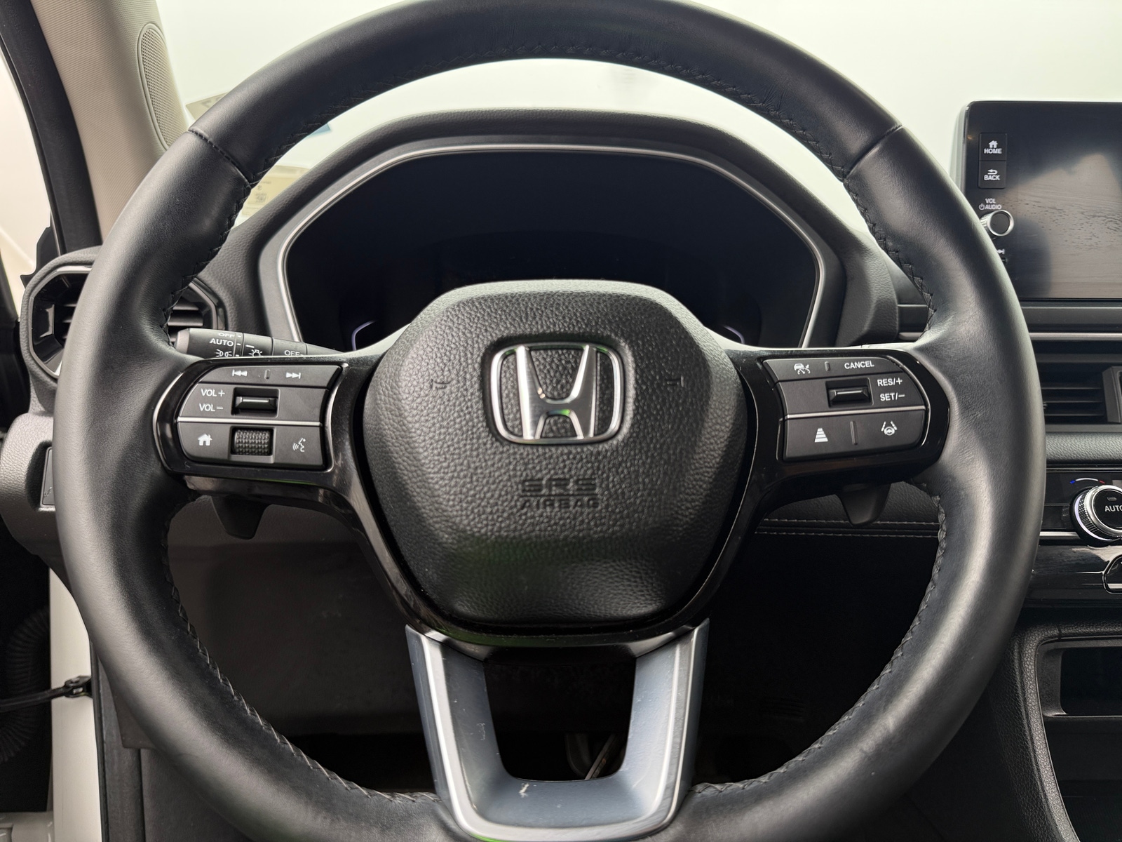 Thumbnail: 2023 Honda Pilot - 4