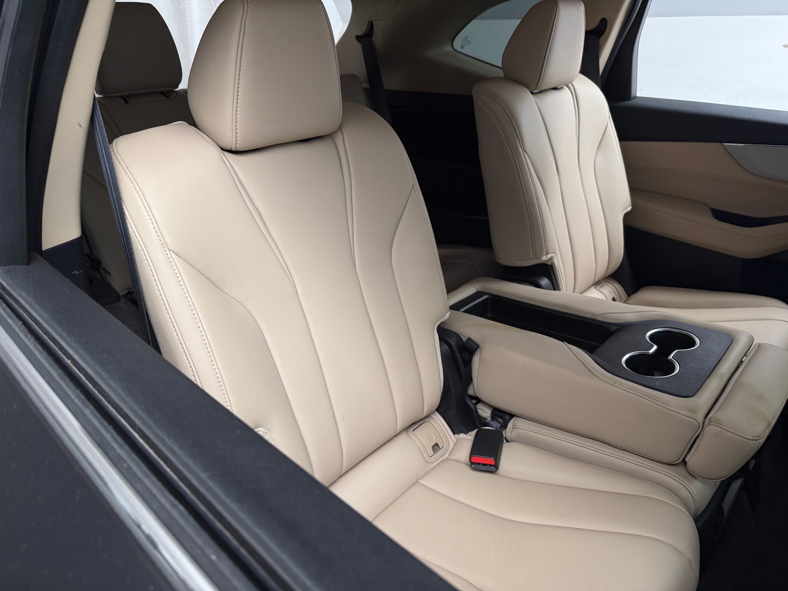 Thumbnail: 2023 Acura MDX - 5