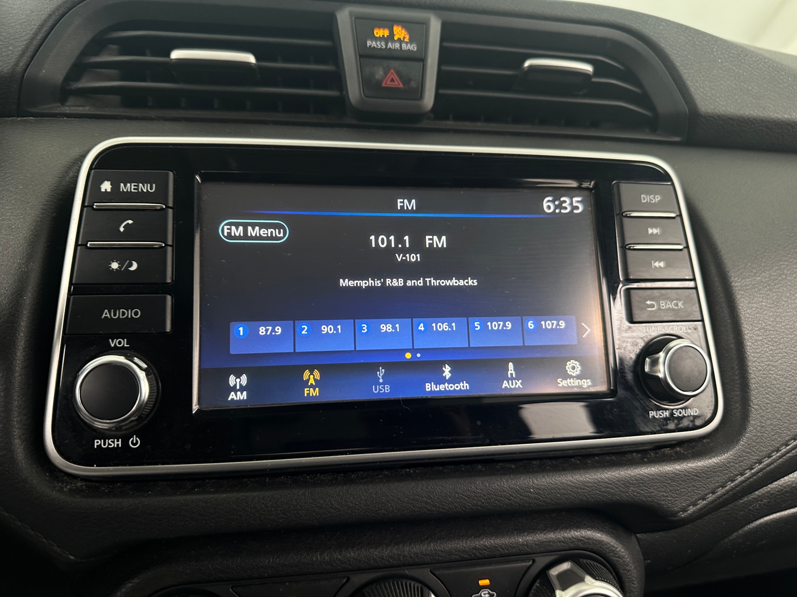 Thumbnail: 2020 Nissan Versa - 4