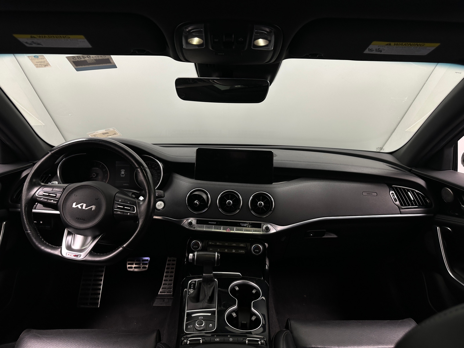 Thumbnail: 2022 Kia Stinger - 2