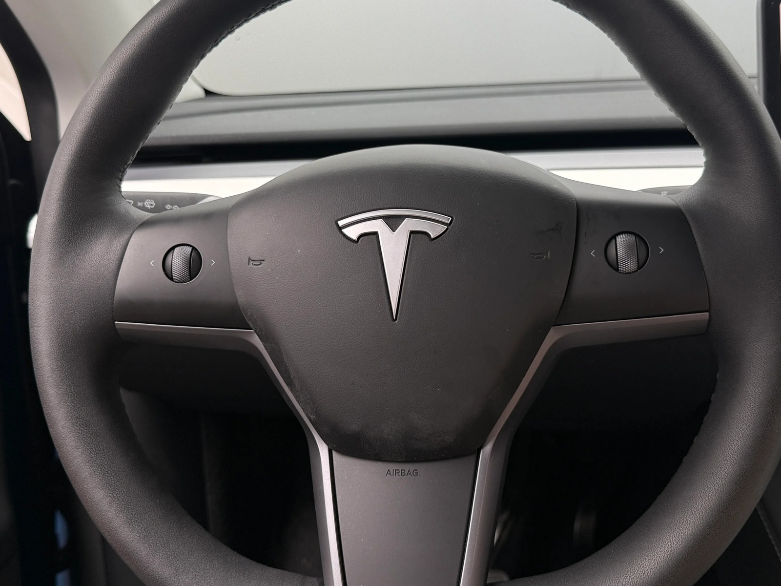 Thumbnail: 2023 Tesla Model Y - 4