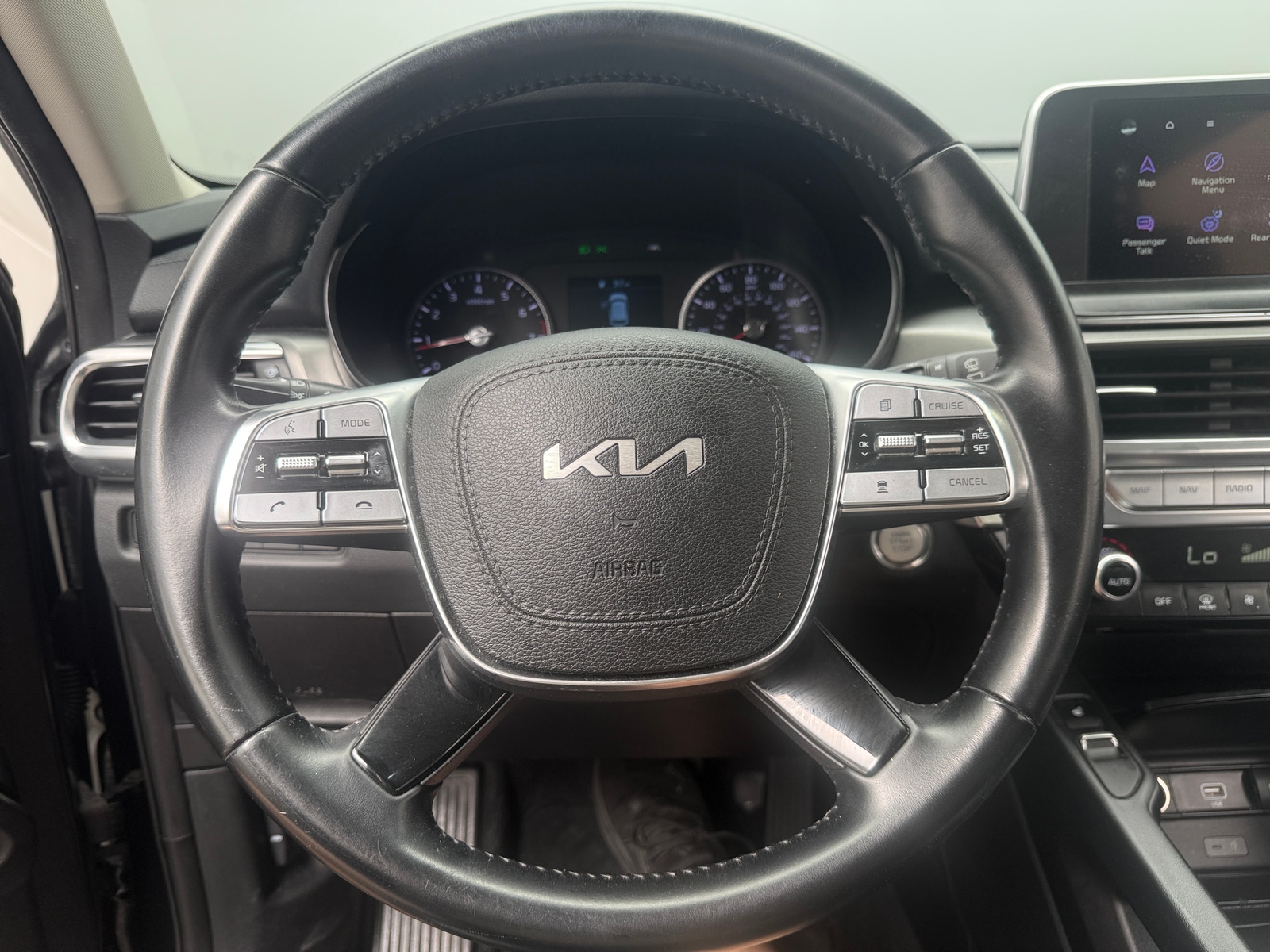 Thumbnail: 2022 Kia Telluride - 4