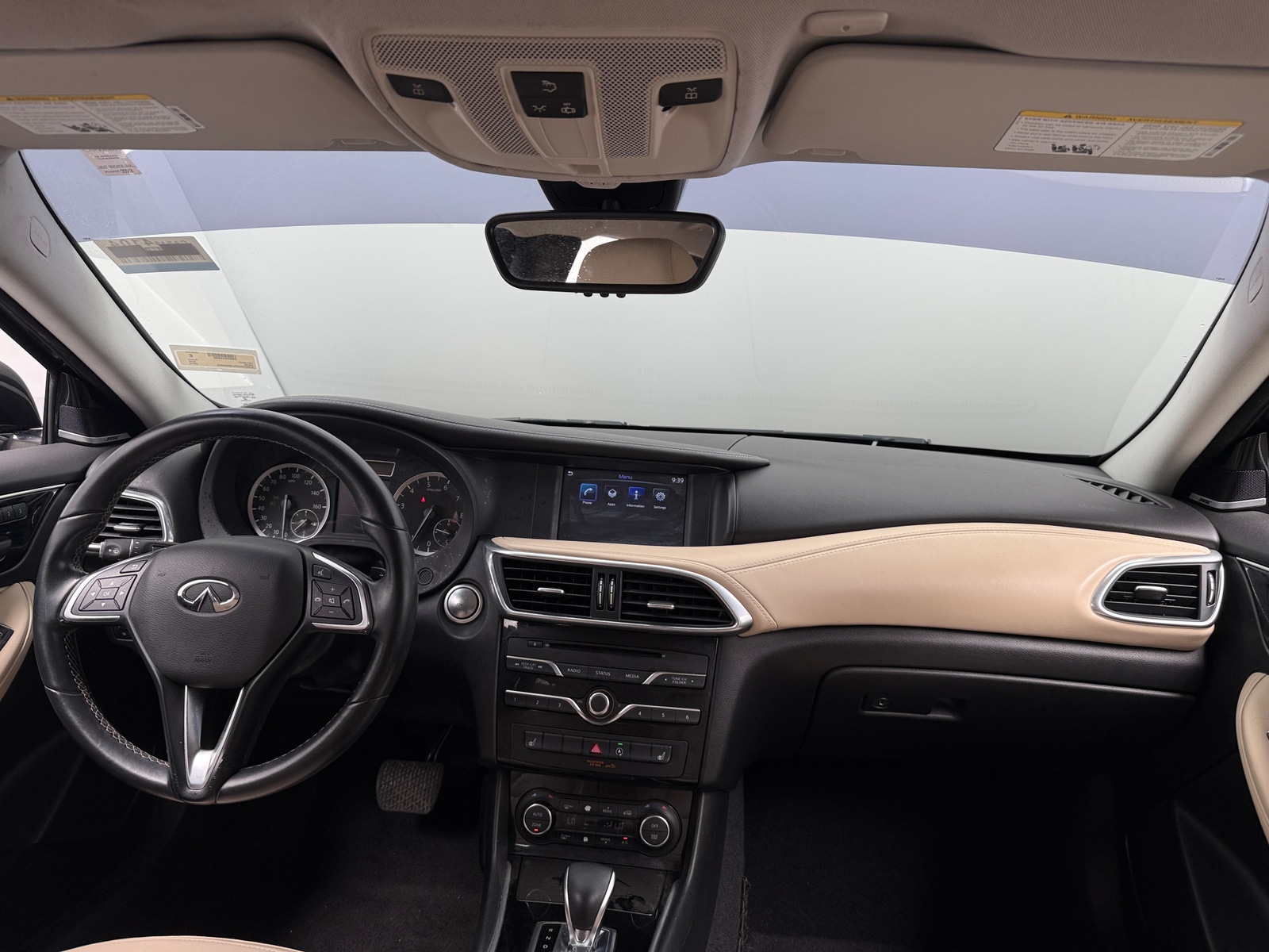 Thumbnail: 2018 INFINITI QX30 - 2
