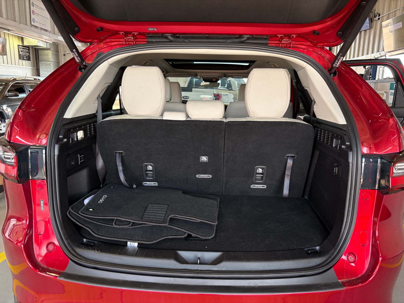 Thumbnail: 2024 Mazda CX-90 - 6