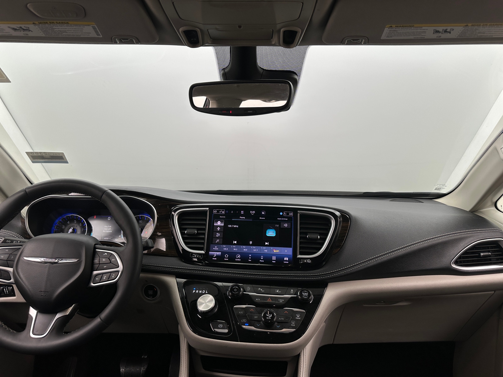 Thumbnail: 2023 Chrysler Pacifica - 2