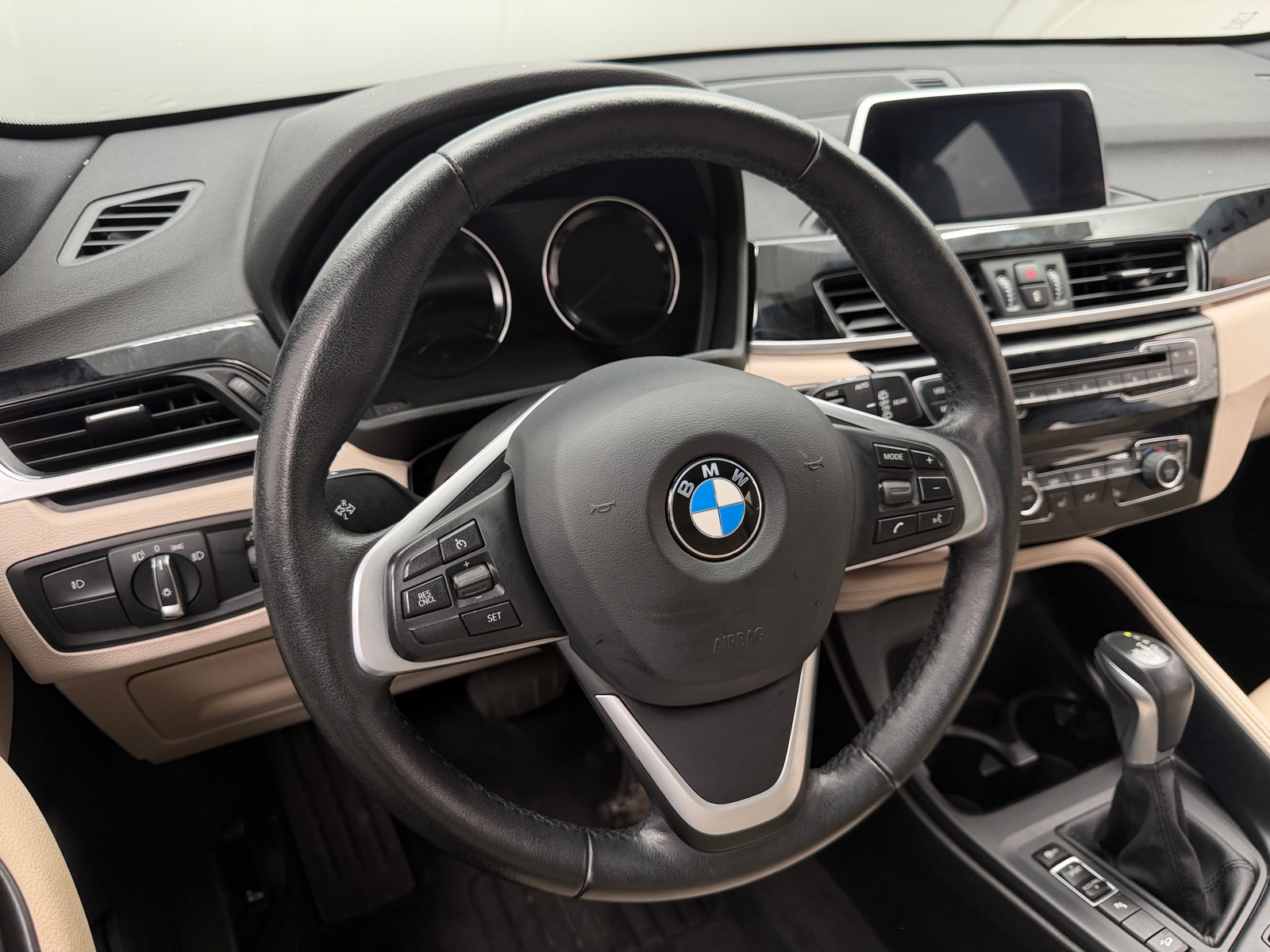 Thumbnail: 2019 BMW X1 - 4