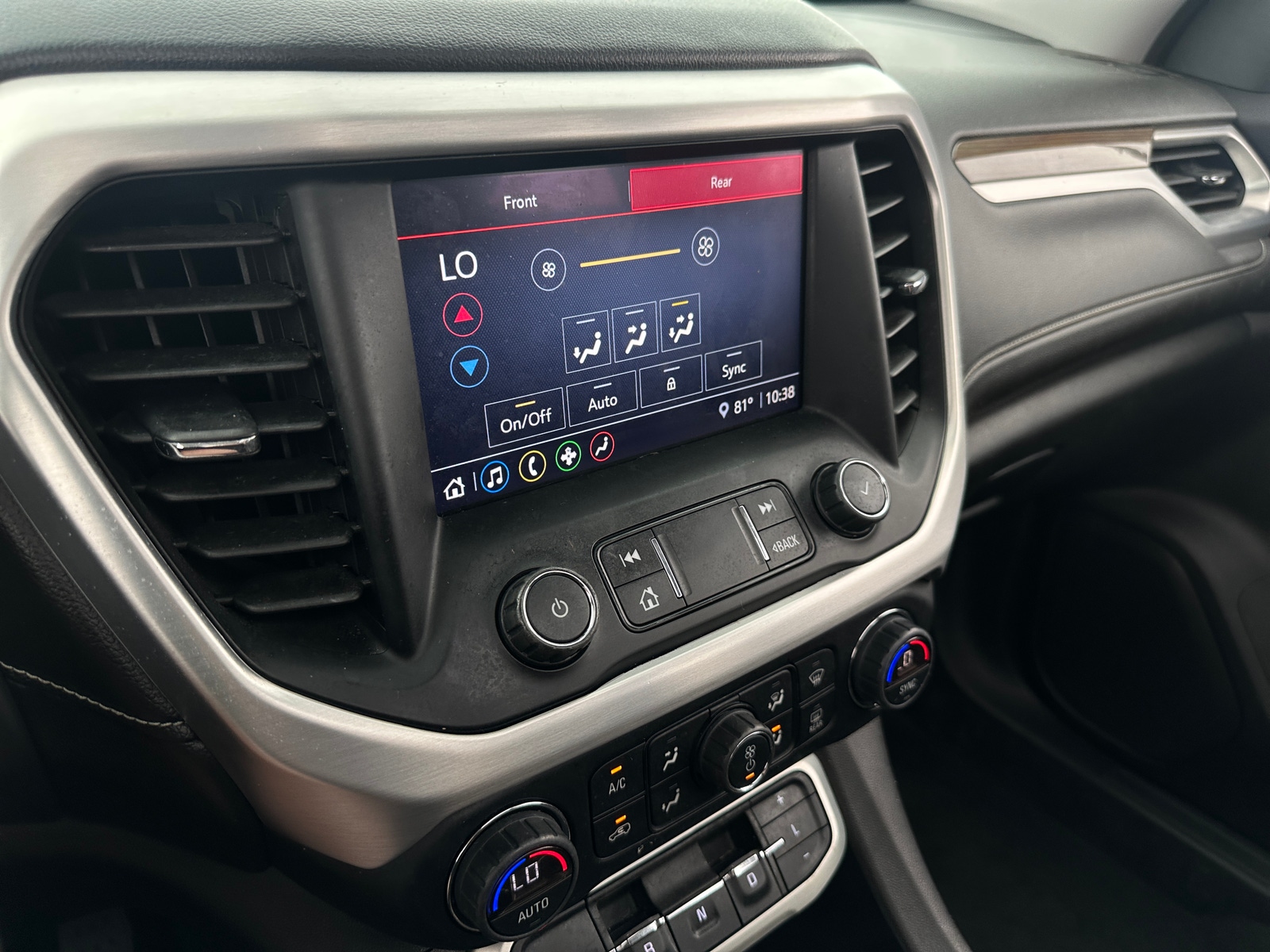 Thumbnail: 2022 GMC Acadia - 4