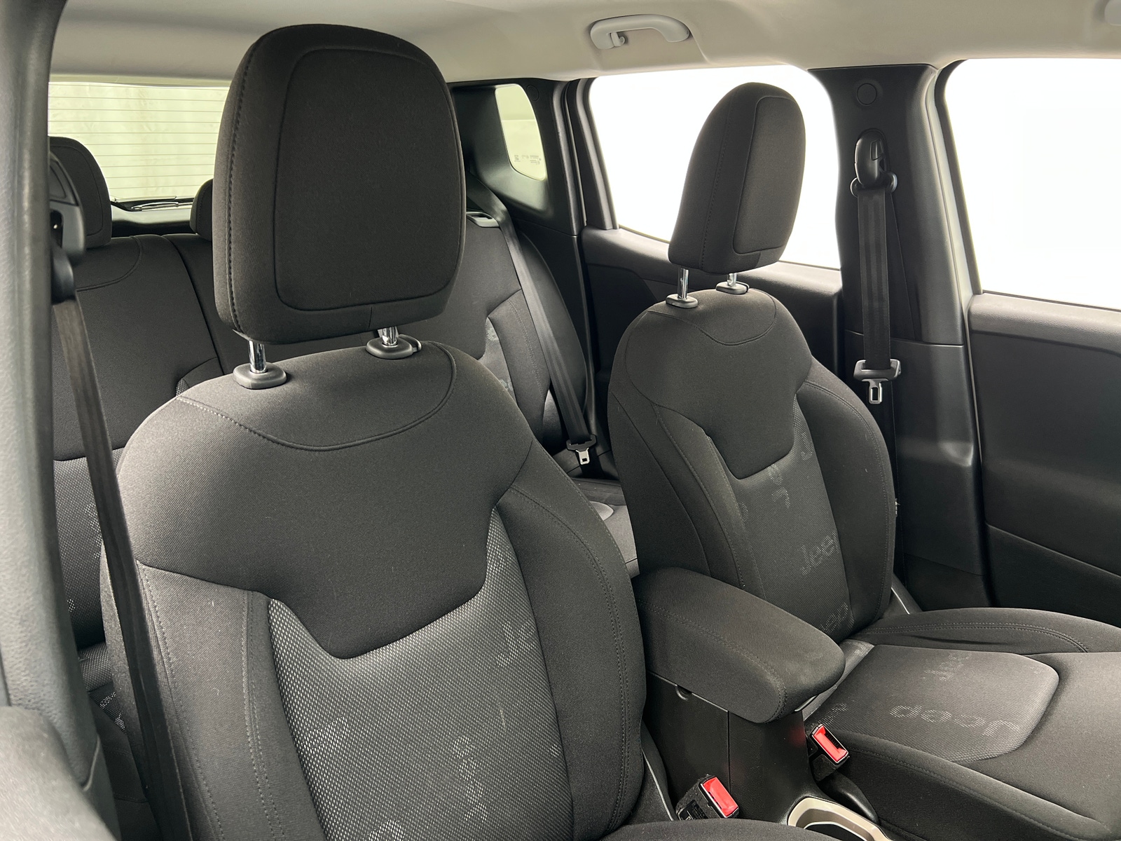Thumbnail: 2016 Jeep Renegade - 2