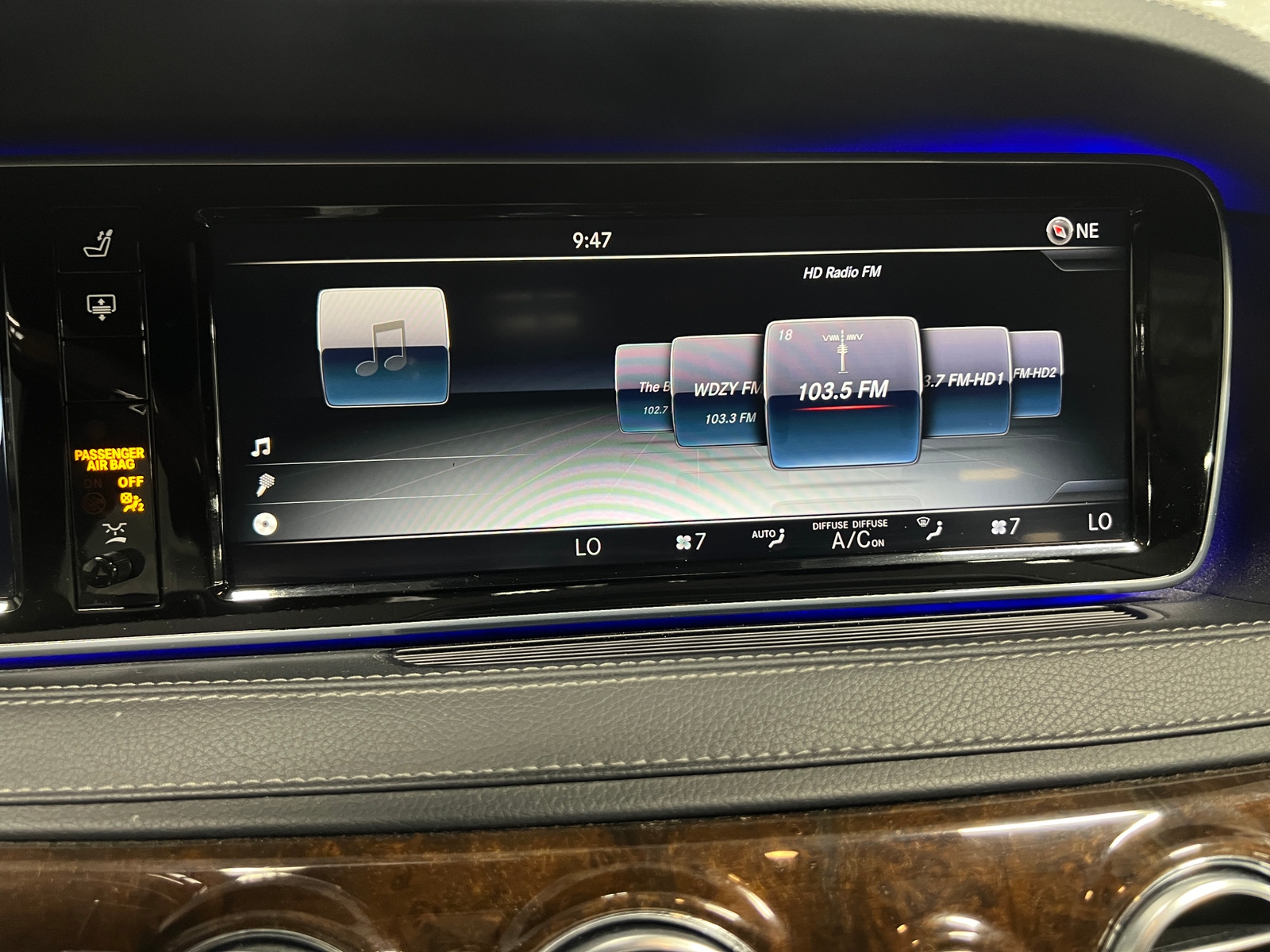 Thumbnail: 2015 Mercedes-Benz S-Class - 3